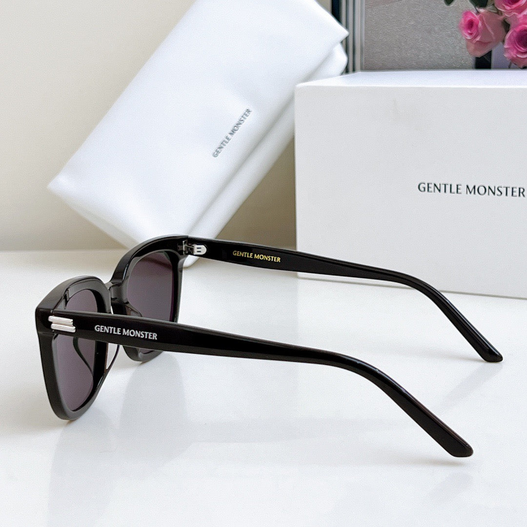Inspired Gentle Monster Bloomo 01 – Classic Square Acetate Sunglasses (1:1 Mirror Quality)