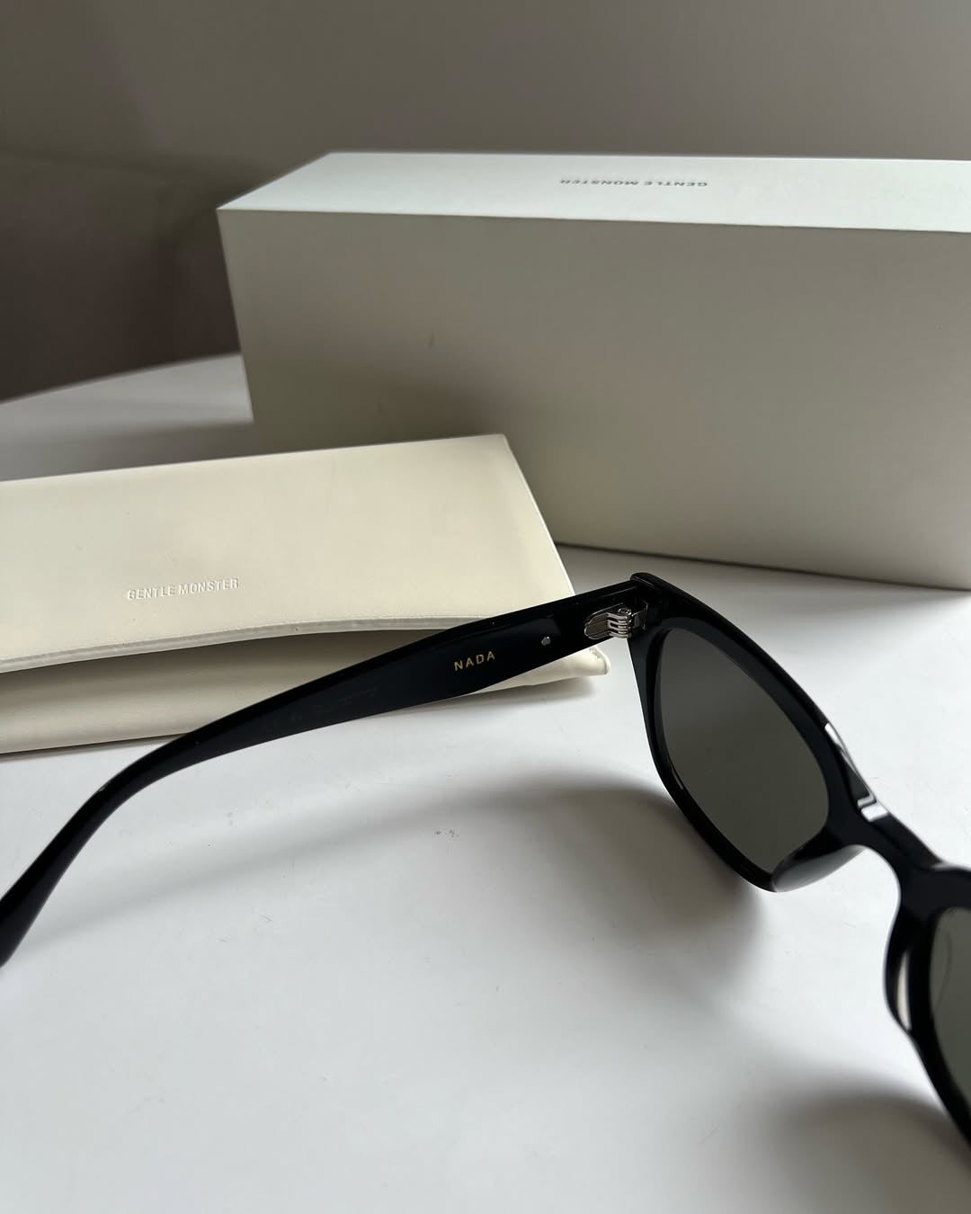 Inspired Gentle Monster Nada 01 – Classic Bold Square Sunglasses (1:1 Mirror Quality)