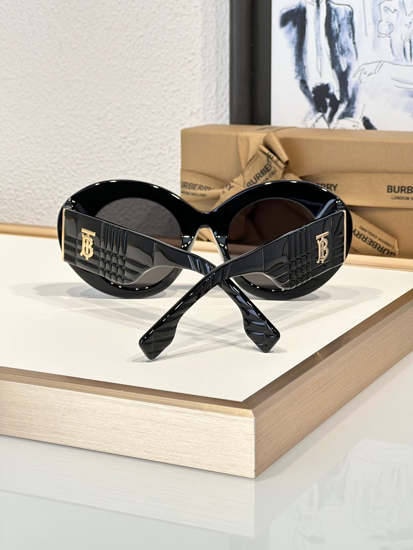Inspired Burberry B4370U – Oversized Oval Sunglasses (1:1 Mirror Quality)- Black