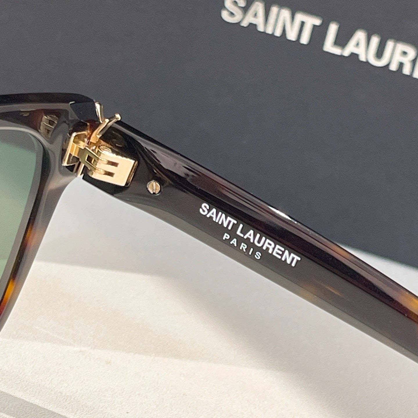 Inspired Saint Laurent SL M105/F – Oversized Square Sunglasses (1:1 Mirror Quality)