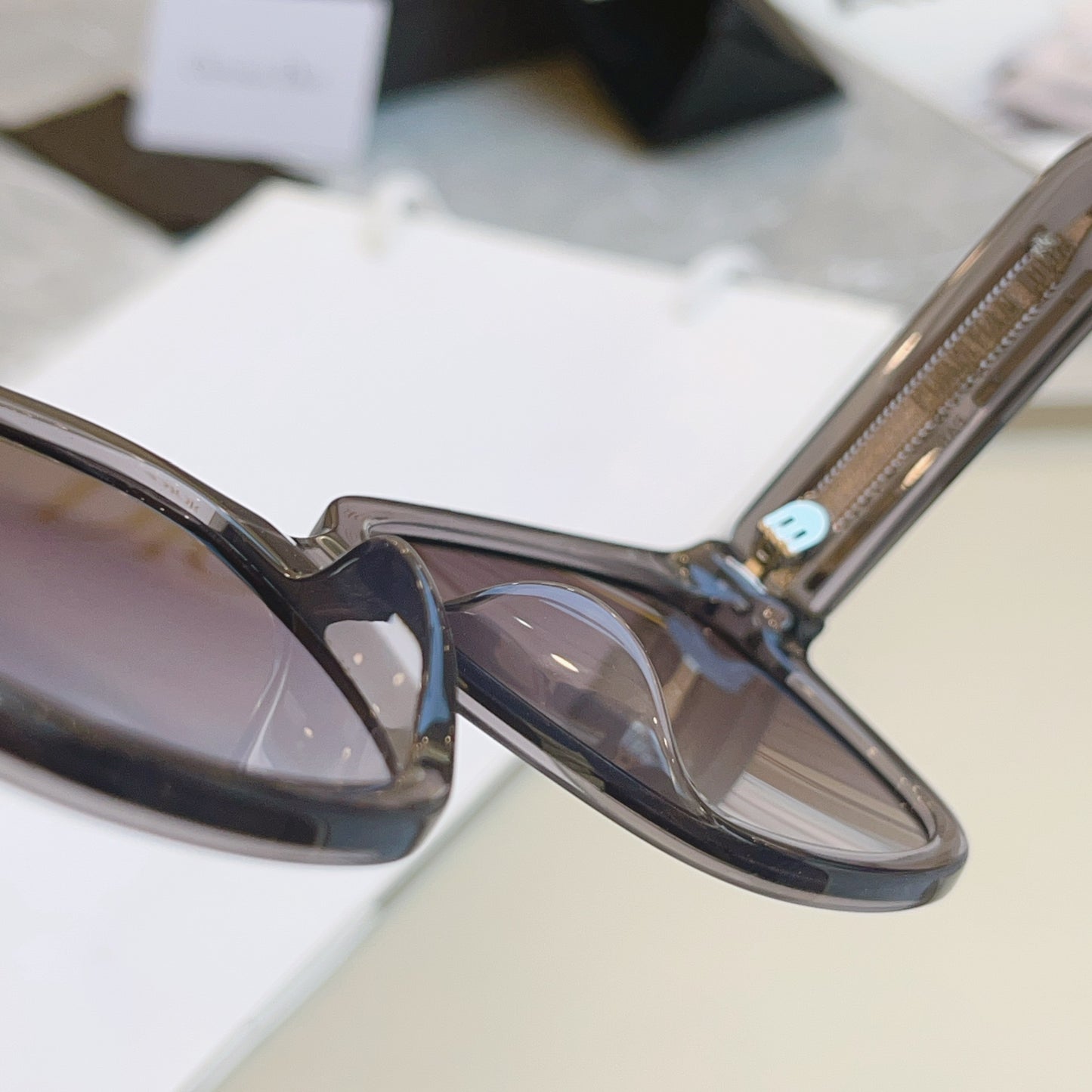 Inspired Dior Signature S7F – Oversized Square Sunglasses (1:1 Mirror Quality)
