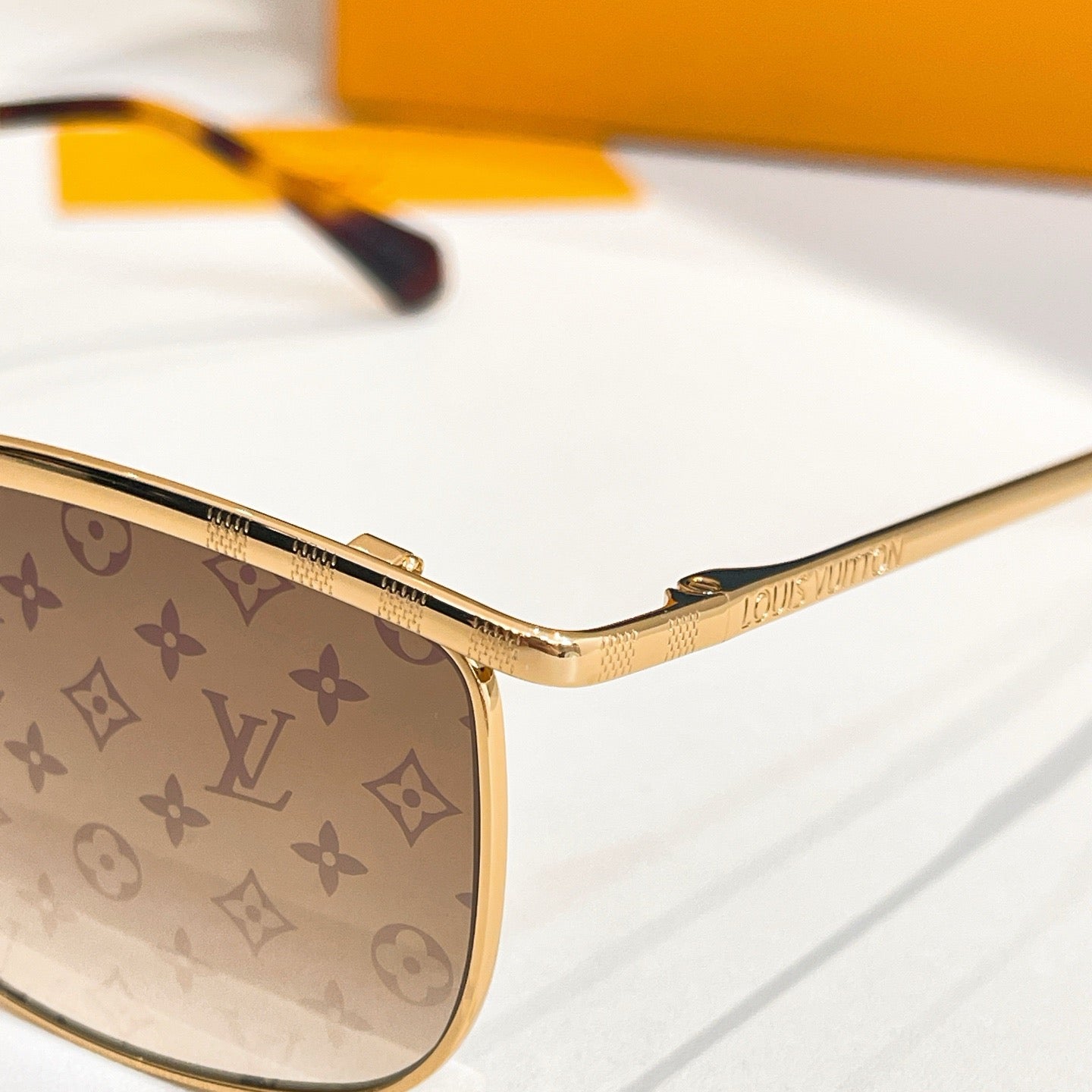 Louis Vuitton Z2788U – Luxury Square Metal Sunglasses (Inspired, 1:1 Mirror Quality)