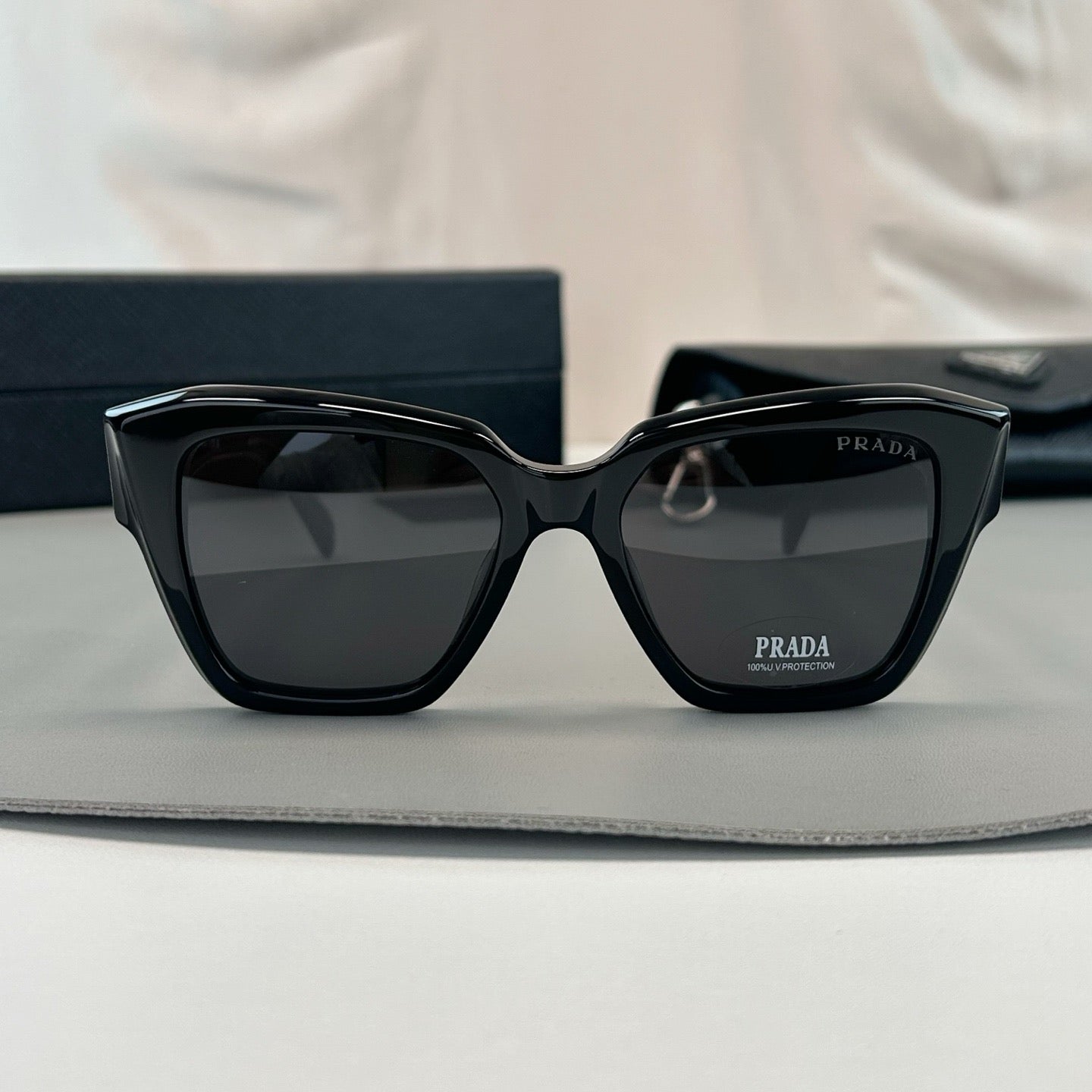 Inspired Prada VPR09Z – Triangle-Temple Geometric Butterfly Sunglasses (1:1 Mirror Quality)