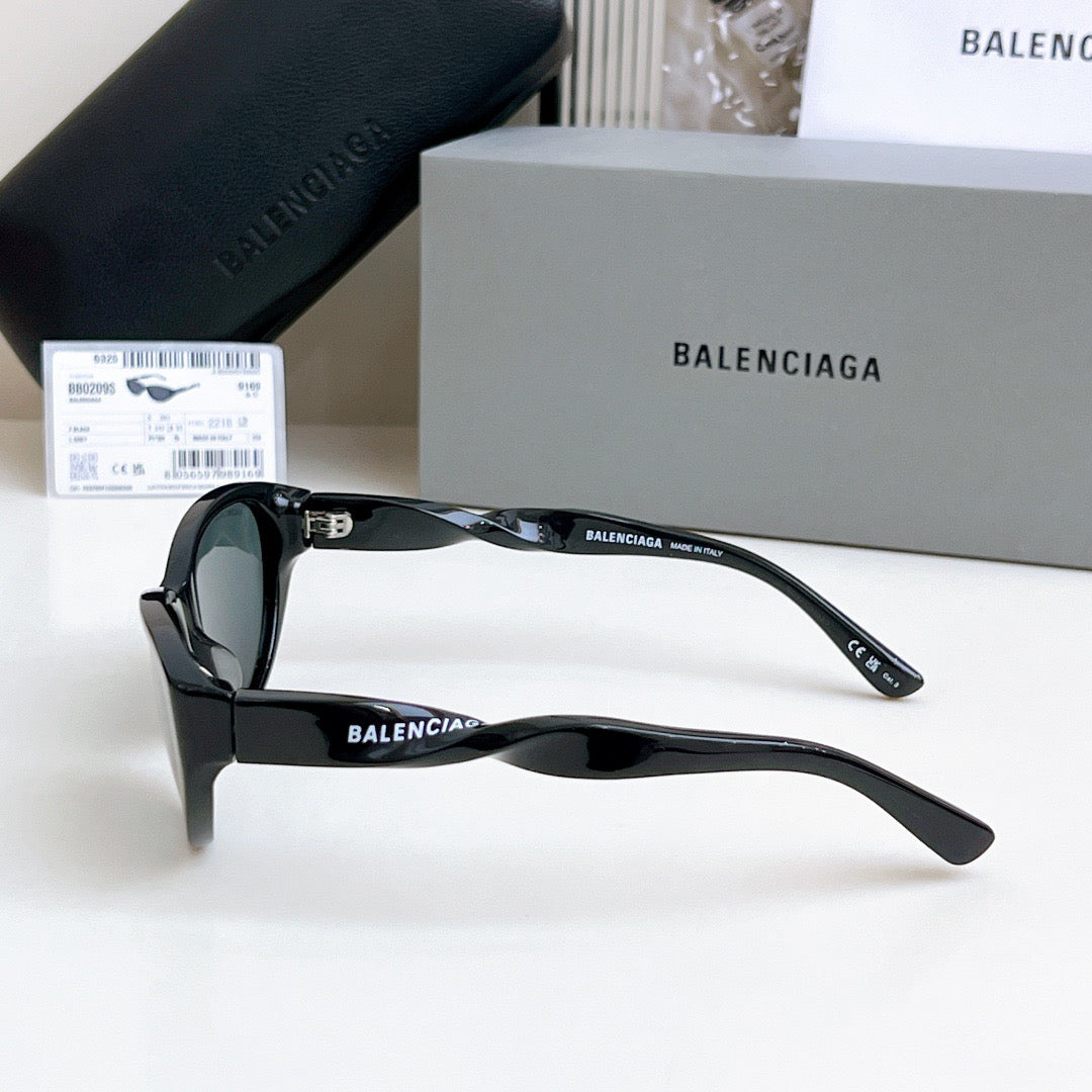 Inspired Balenciaga BB0209SA – Black Cat-Eye Sunglasses (1:1 Mirror Quality)