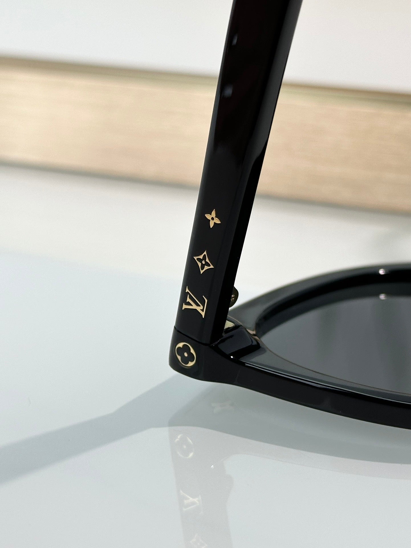 Z2130U Sunglasses - Inspired by Louis Vuitton style (1:1 Mirror Quality)