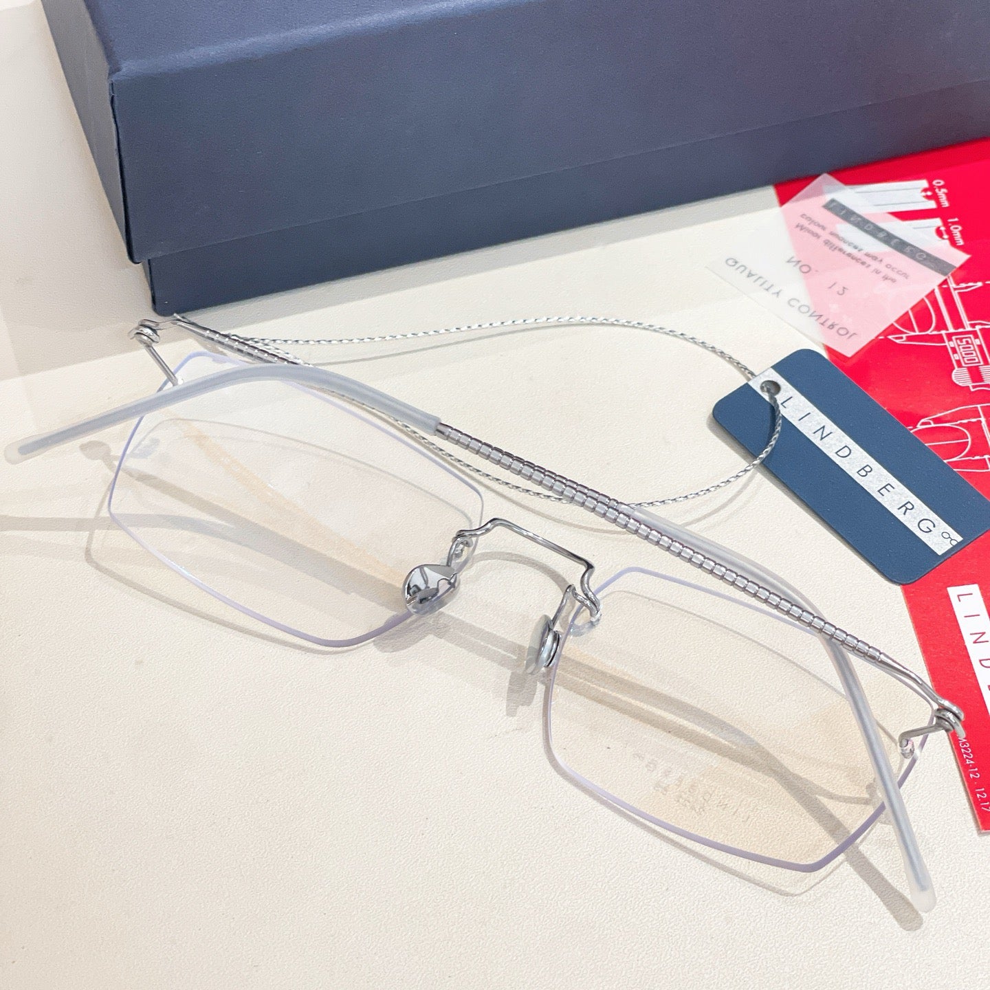 Inspired Lindberg 2422 – Rimless Titanium Eyeglasses (1:1 Mirror Quality, 18K Finish)