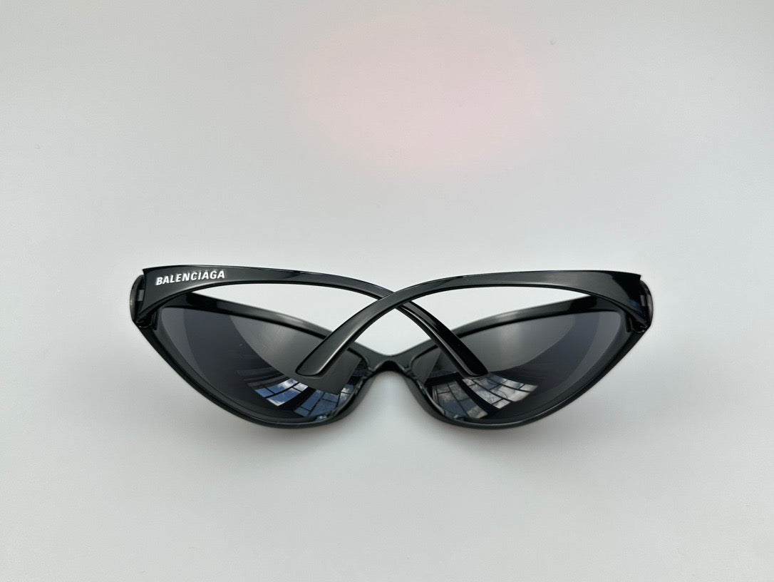 Inspired Balenciaga BB0285S – Sport Shield Sunglasses (1:1 Mirror Quality)