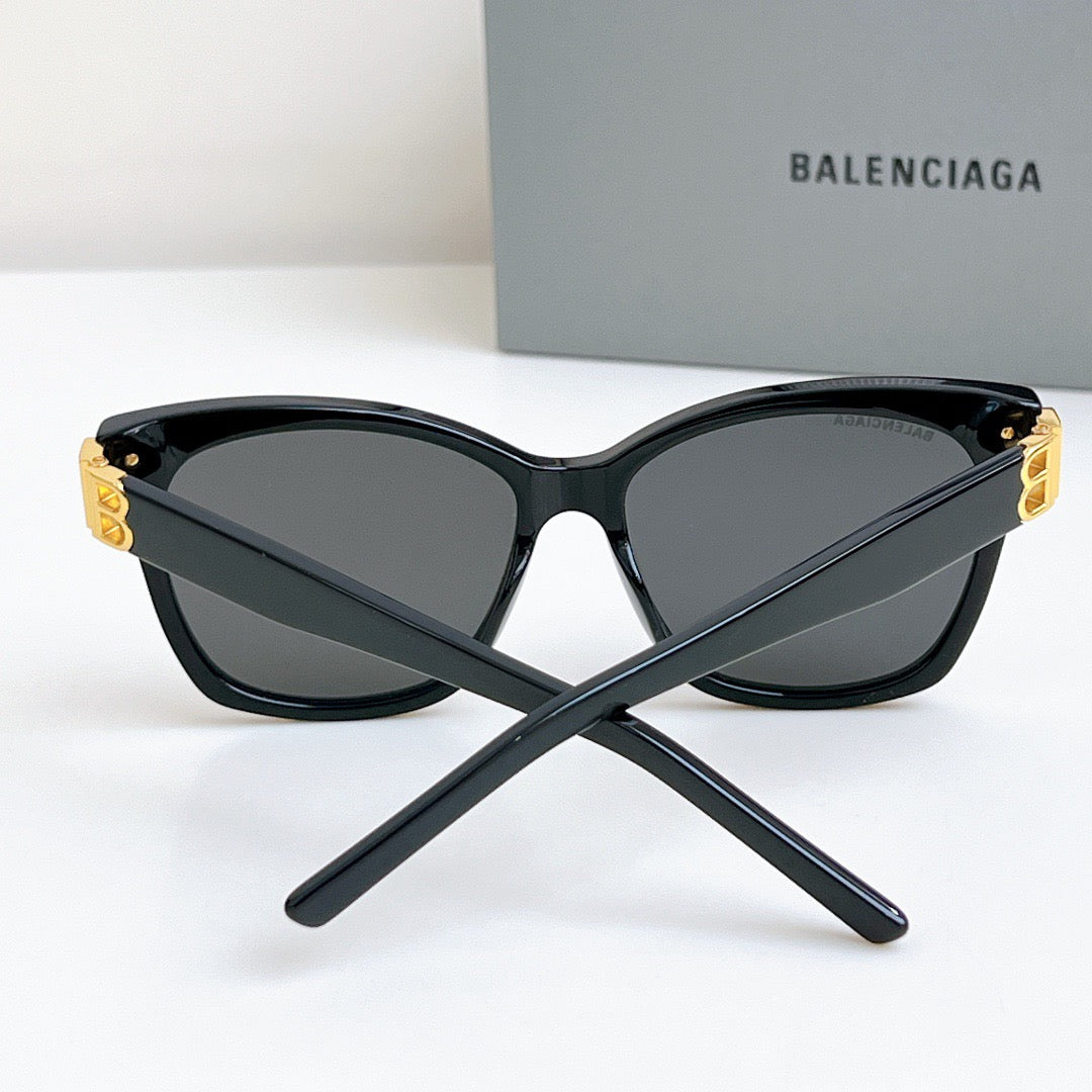Inspired Balenciaga BB0102SA – Black Square Sunglasses with Gold Logo Hinges (1:1 Mirror Quality)
