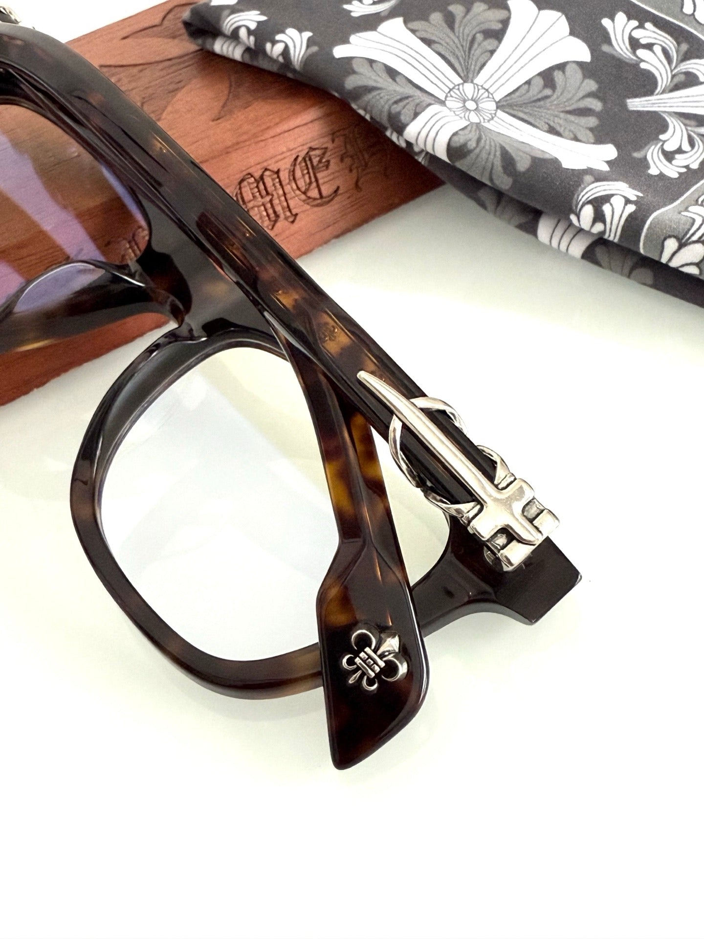 Inspired Chrome Hearts CH8251 – Handcrafted Acetate Square Optical Eyeglasses (1:1 Mirror Quality)