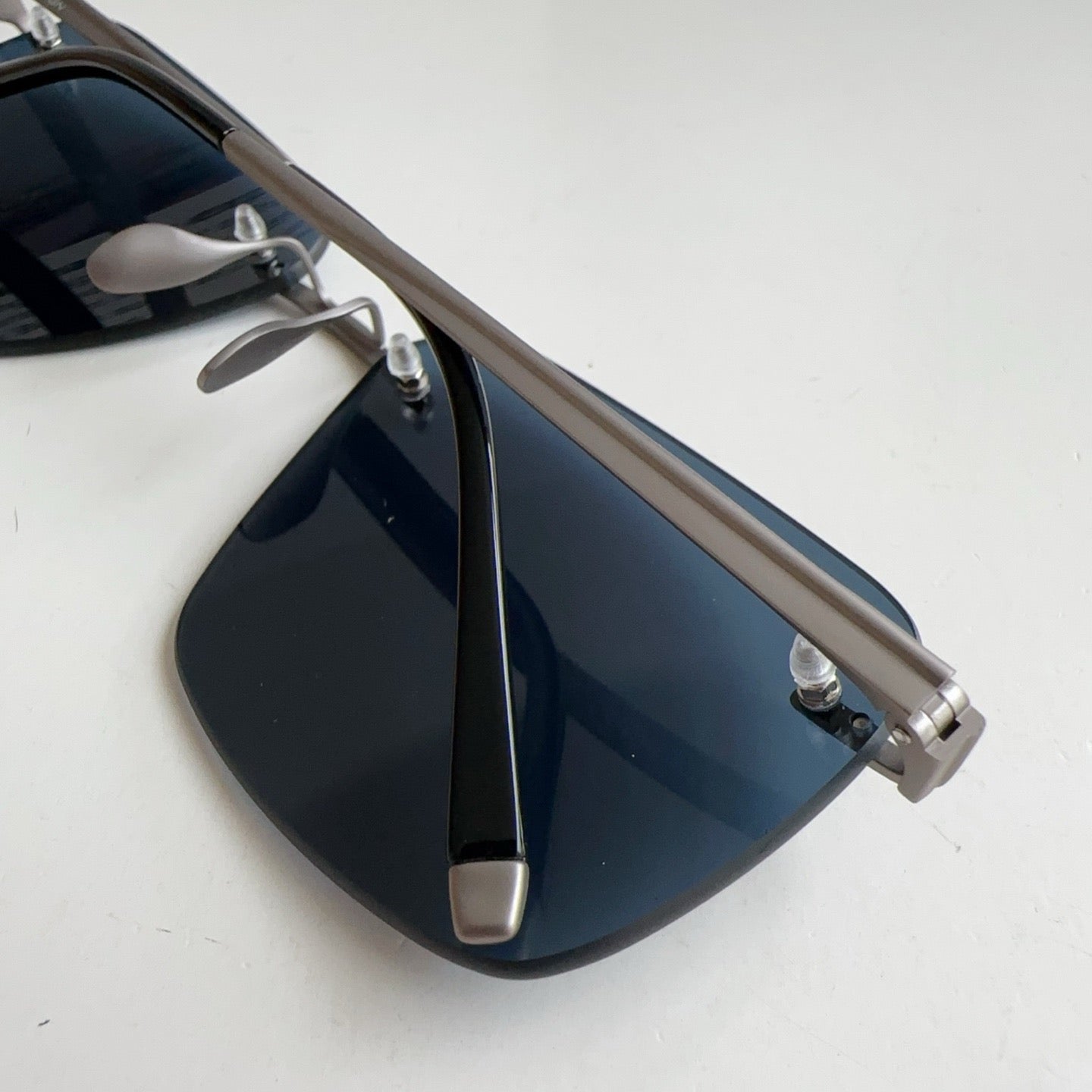 Inspired Porsche Design P’8923 – Rimless Titanium Sunglasses (1:1 Mirror Quality)
