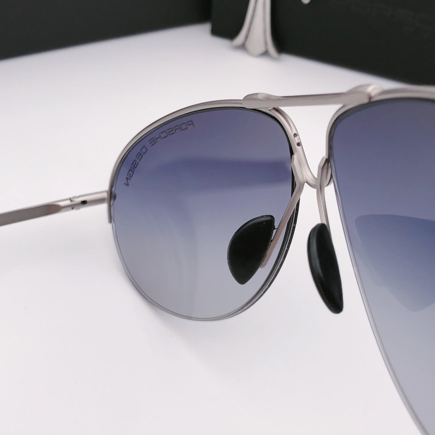 Inspired Porsche Design P’8442 – Gradient Aviator Sunglasses (1:1 Mirror Quality)