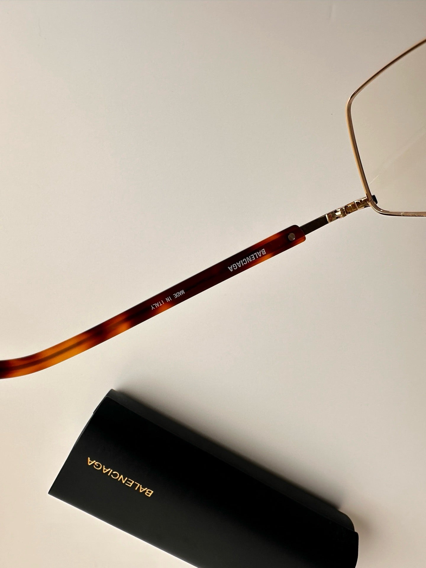 BB0247S 003 Glasses - Balenciaga inspired Gold Frame (1:1 Mirror Quality)