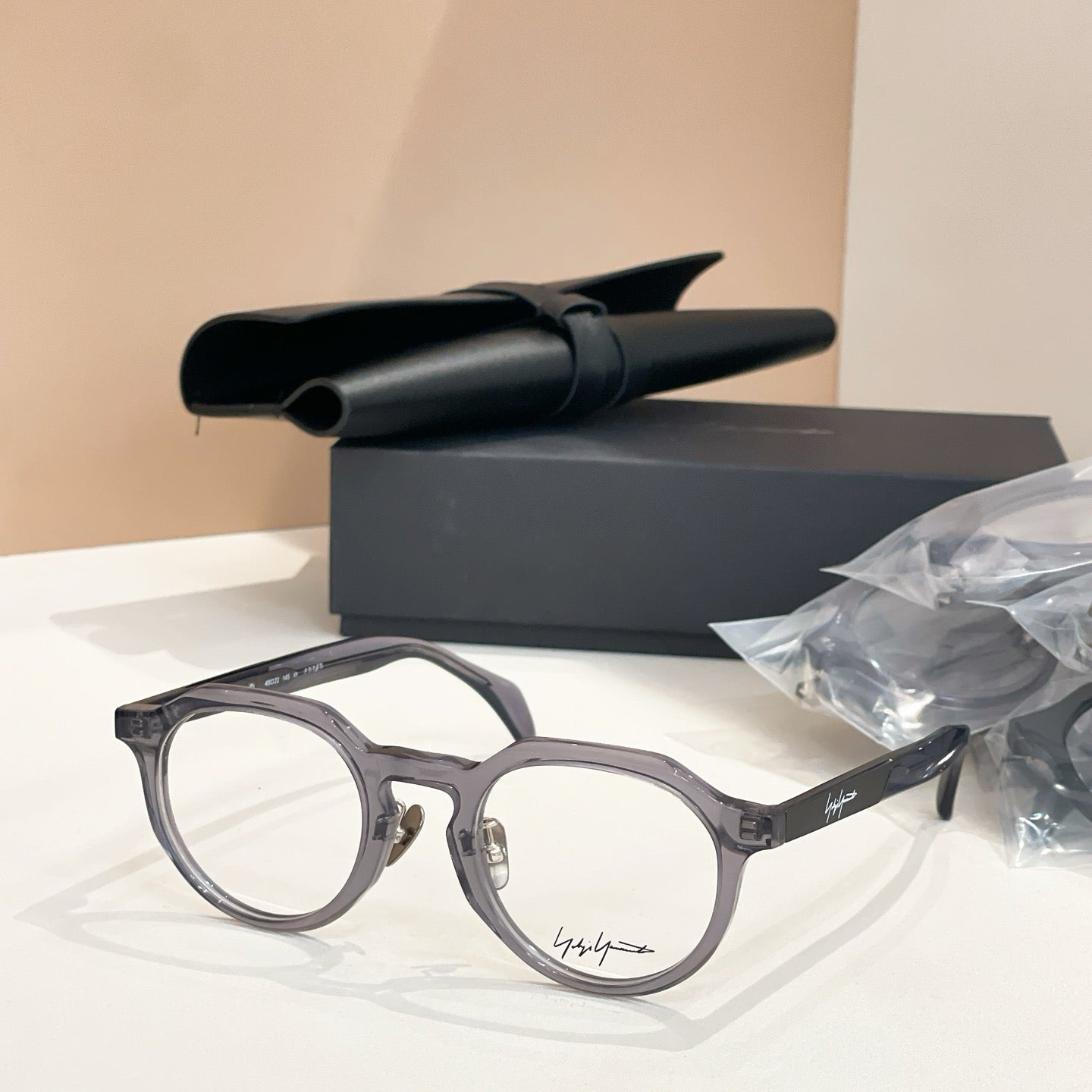 Model: 19-1005 Light Grey Eyeglasses -Inspired Yohji Yamamoto