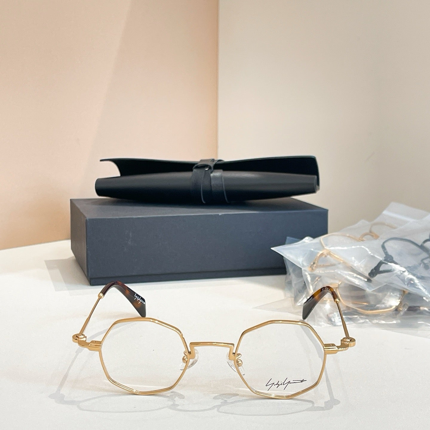 Model: YY1308 001 Eyeglasses -Inspired Yohji Yamamoto