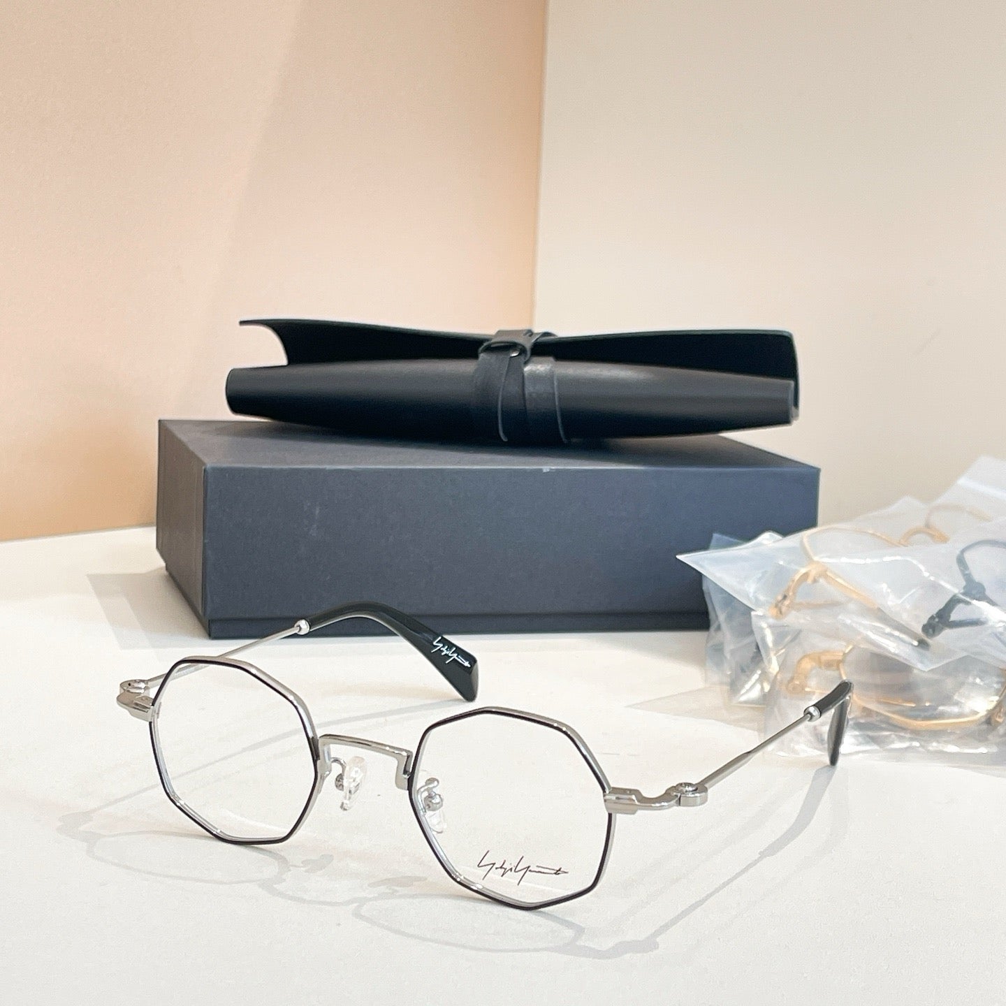 Model: YY1308 Silver Eyeglasses -Inspired Yohji Yamamoto