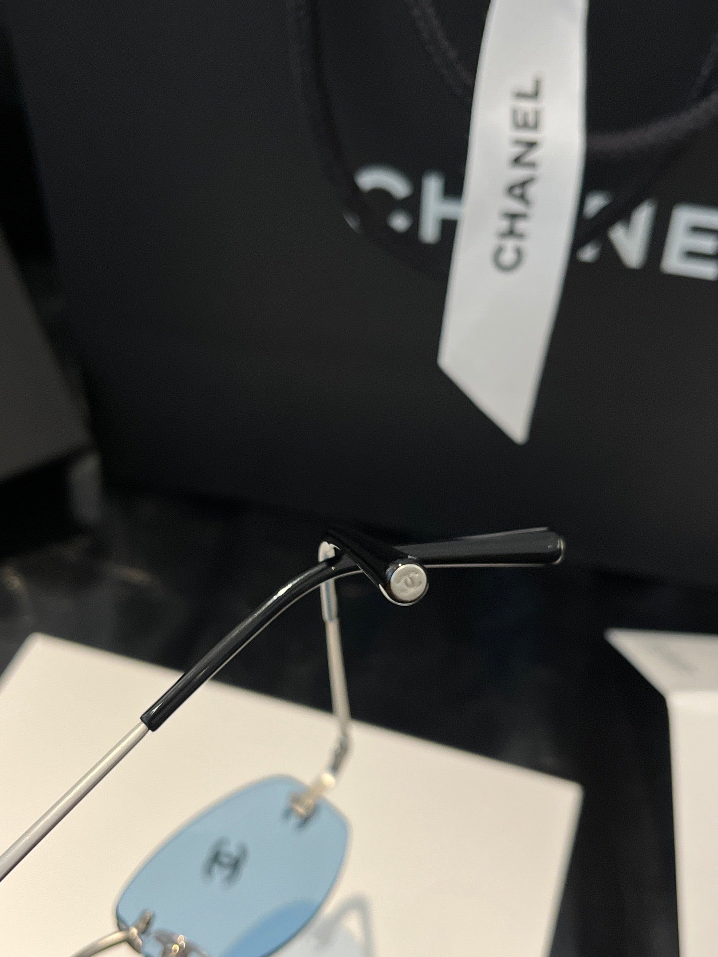 Inspired Chanel CH4002 – Vintage Oval Sunglasses (Jennie Style) 1:1 Mirror Quality)