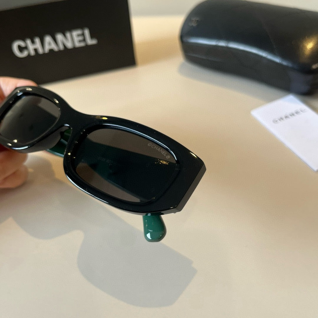 Inspired Chanel 5525 – Rectangular Acetate Sunglasses with Bold Logo Temples (1:1 Mirror Quality)