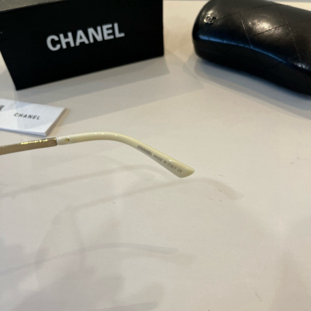 Inspired Chanel 68071 – Rimless Pink Sunglasses with Logo Temples (1:1 Mirror Quality)