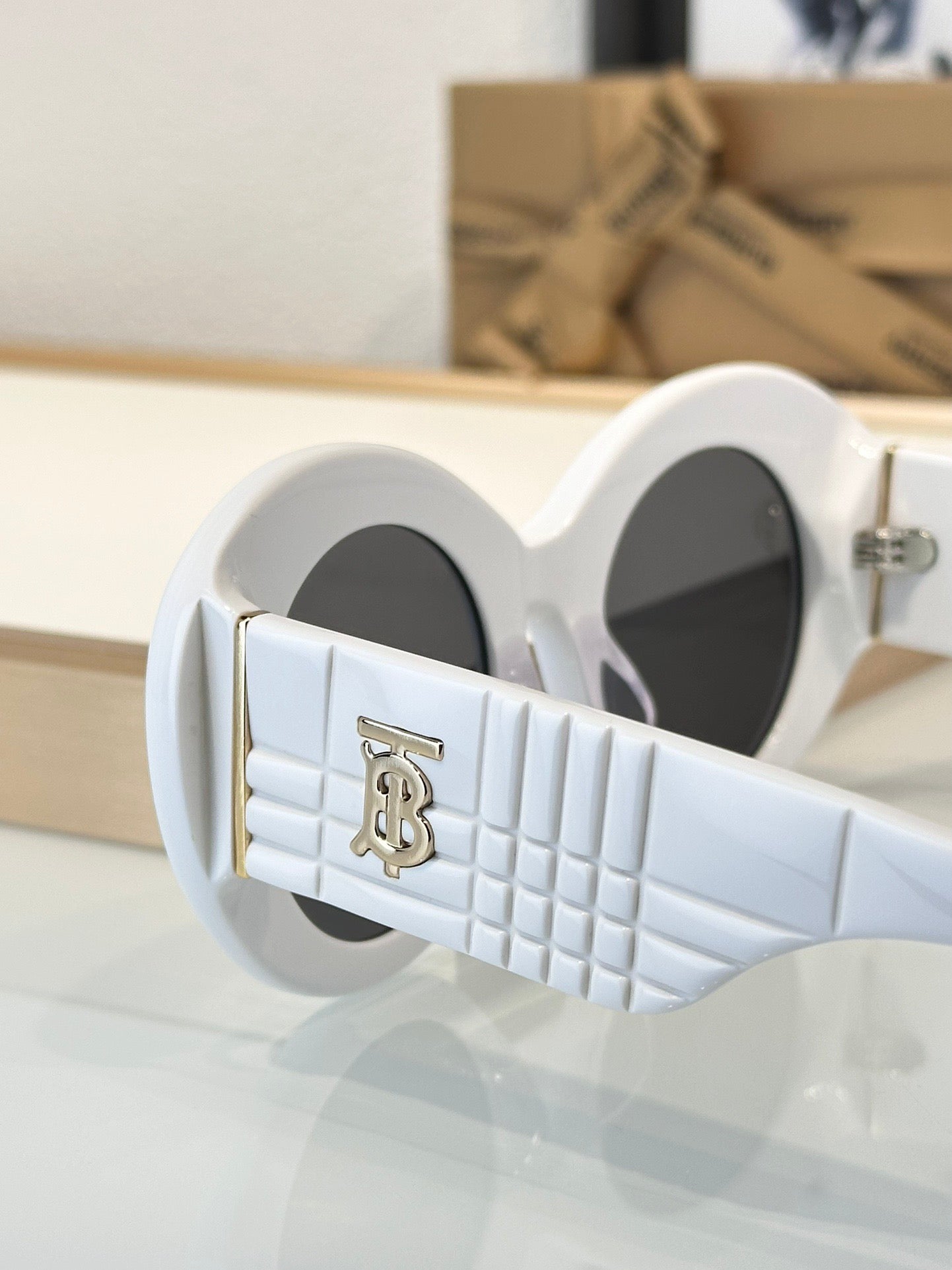 Inspired Burberry B4370U – Oversized Oval Sunglasses (1:1 Mirror Quality)- White