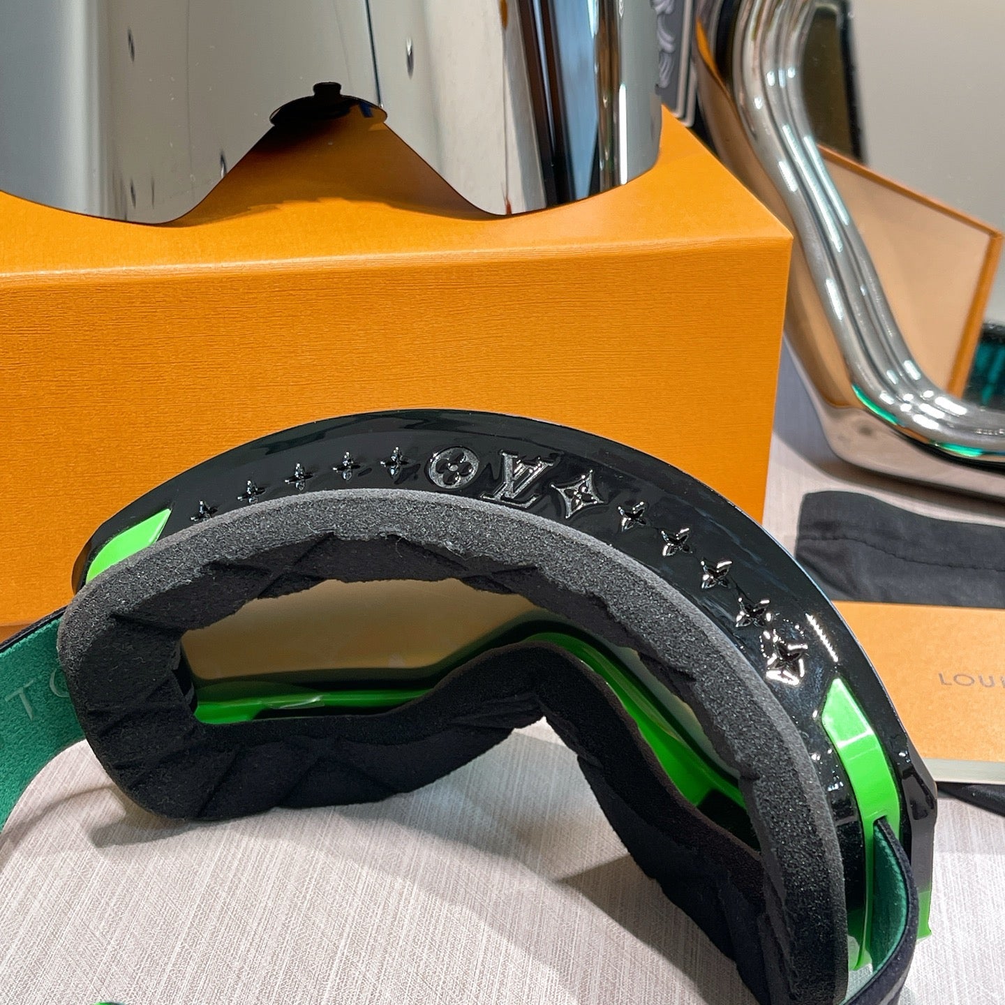 Inspired Louis Vuitton Ski Goggles – Green Monogram Lens (Unisex)