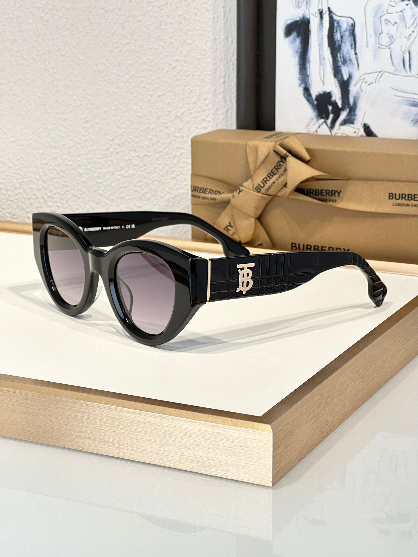 Inspired Burberry B4390 – Oval Cat-Eye Sunglasses (1:1 Mirror Quality)