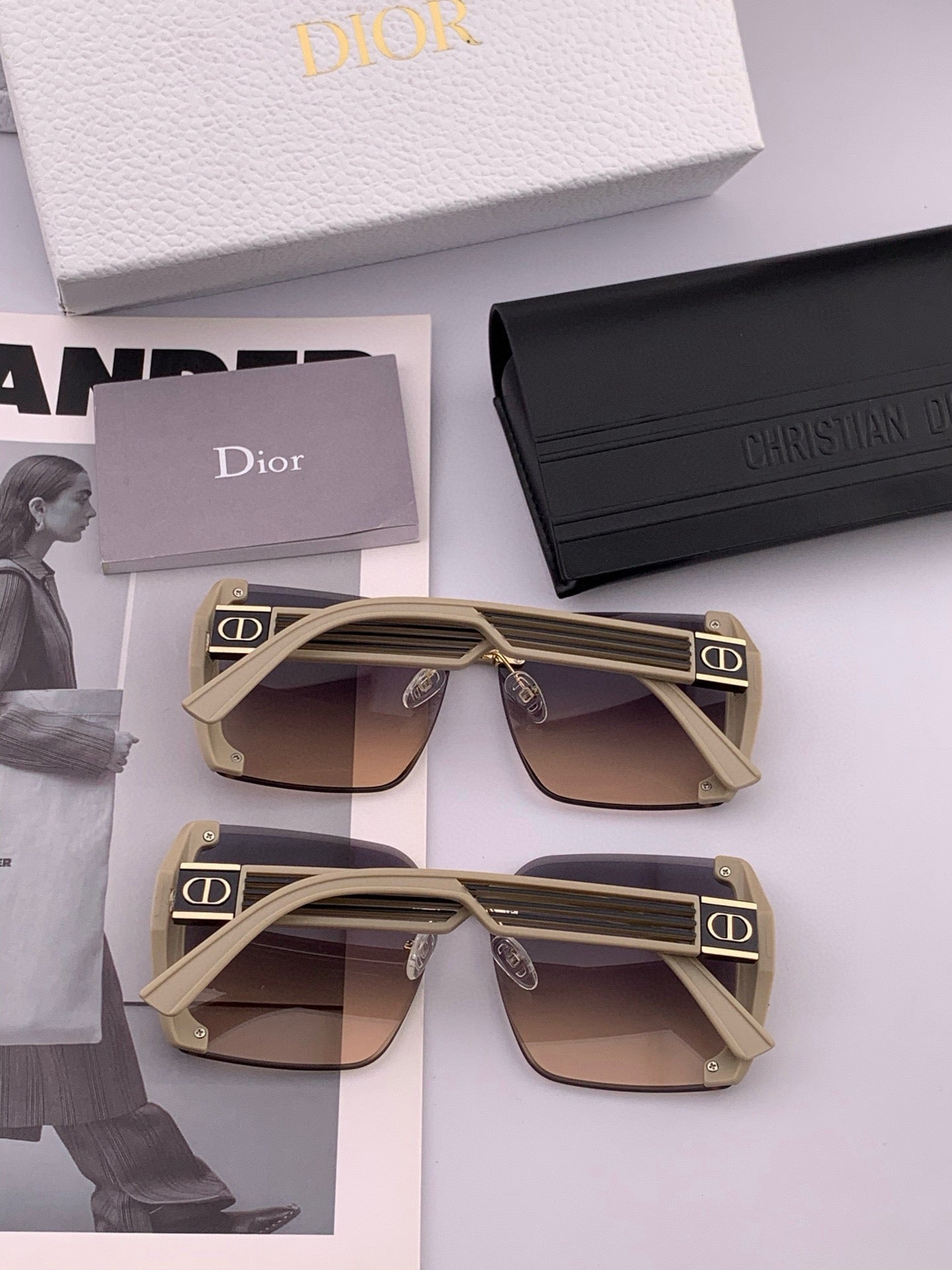 Inspired Dior CD2220 – Oversized Square Gradient Sunglasses (1:1 Mirror Quality)