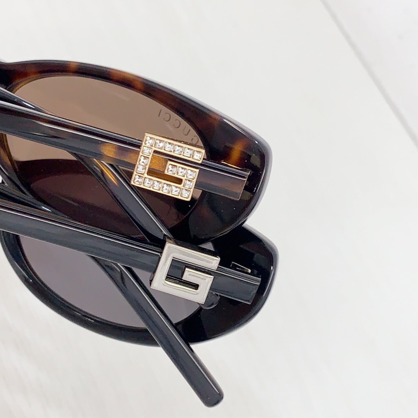 GG1680S Inspired Oval Cat-Eye Sunglasses – Slim Retro Frame with Signature G Logo
