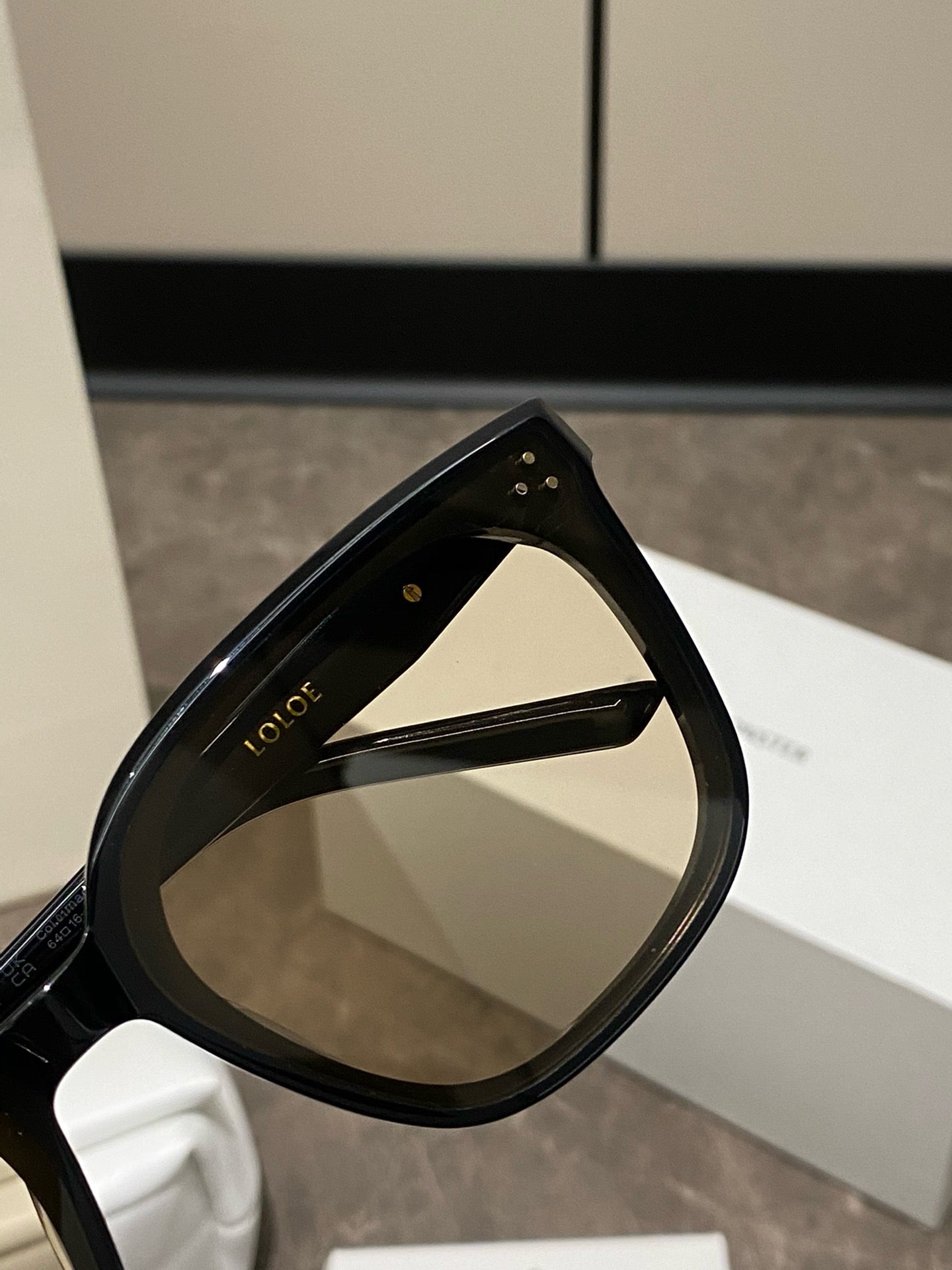 Gentle Monster Loloe 01 (BR) – Black Acetate Square Sunglasses (Inspired, 1:1 Mirror Quality)