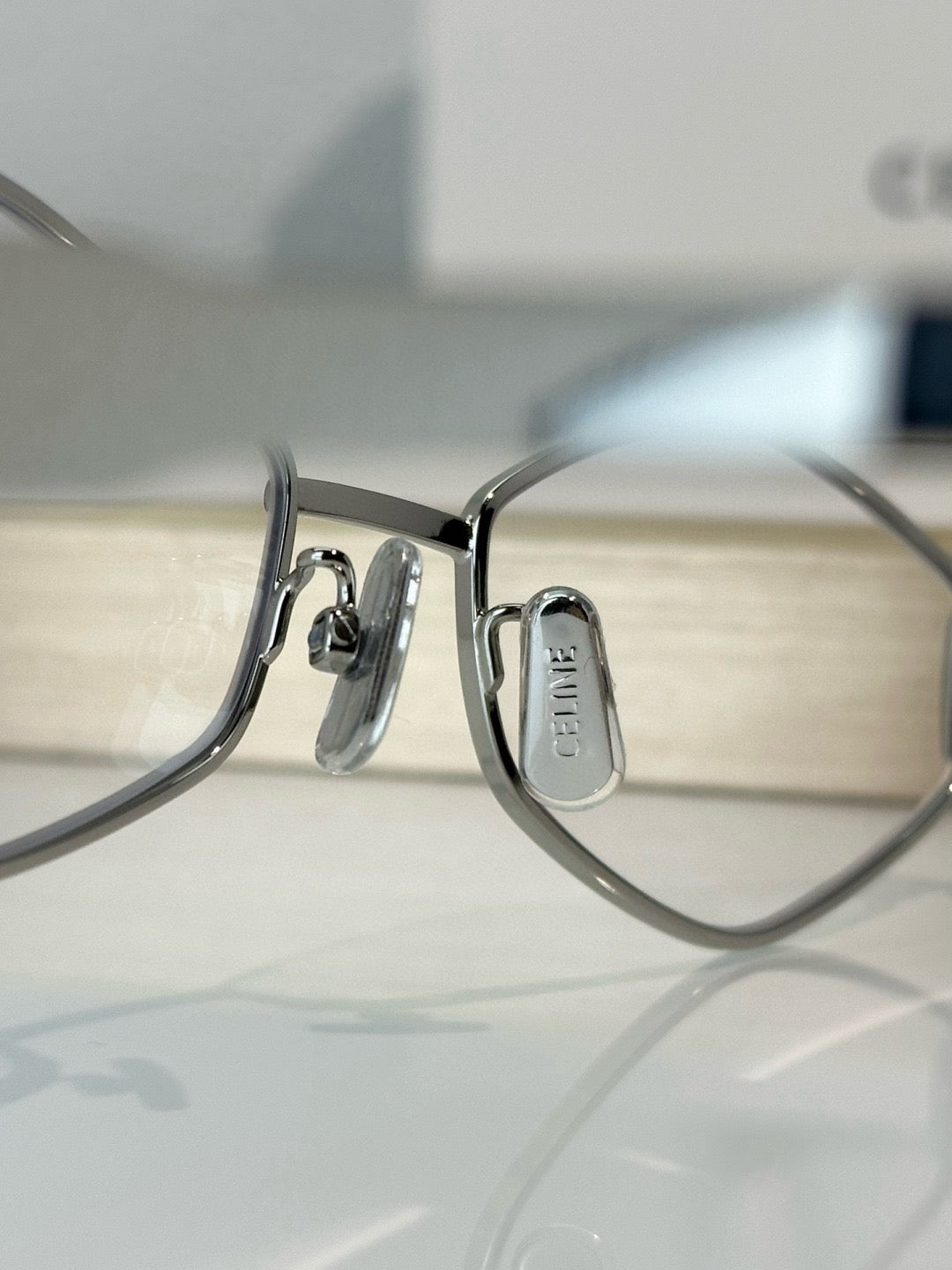 Inspired CELINE CL40254U – Triomphe Metal Silver Eyeglasses  (1:1 Mirror Quality)
