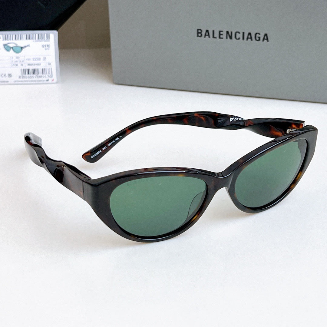 Inspired Balenciaga BB0209SA – Tortoise Cat-Eye Sunglasses (1:1 Mirror Quality)