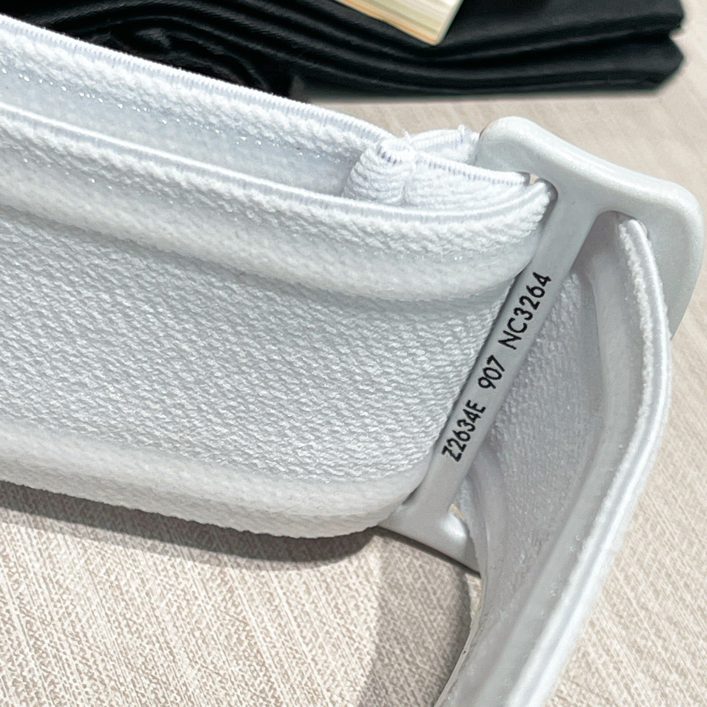 Inspired Louis Vuitton Ski Goggles – White Monogram Design (Unisex)