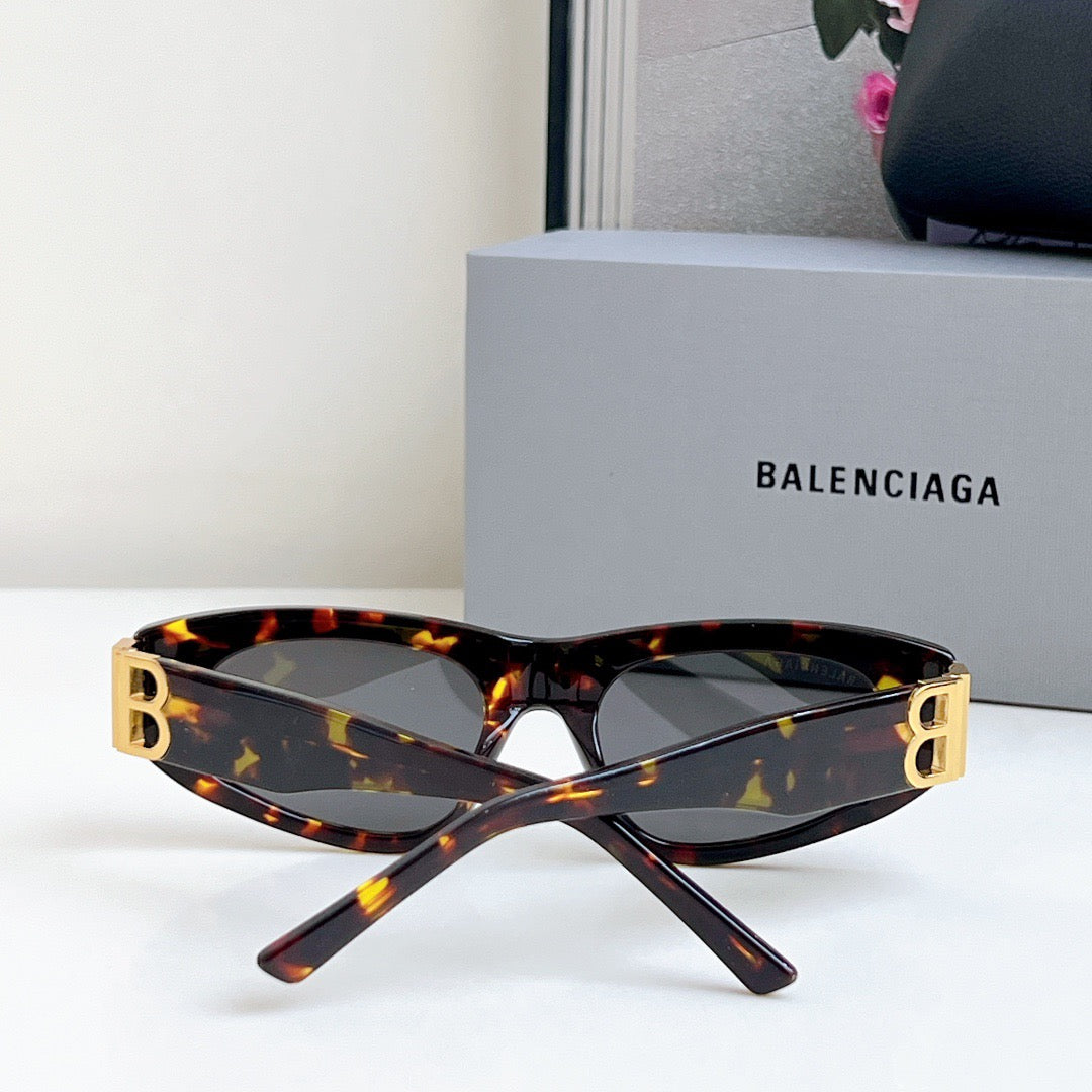 Inspired Balenciaga BB0095 – Tortoise Rectangle Sunglasses with Gold Logo (1:1 Mirror Quality)