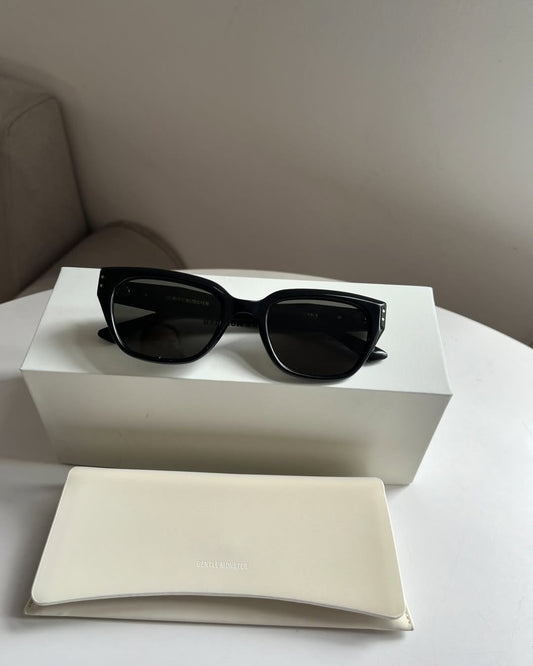 Inspired Gentle Monster Nada 01 – Classic Bold Square Sunglasses (1:1 Mirror Quality)