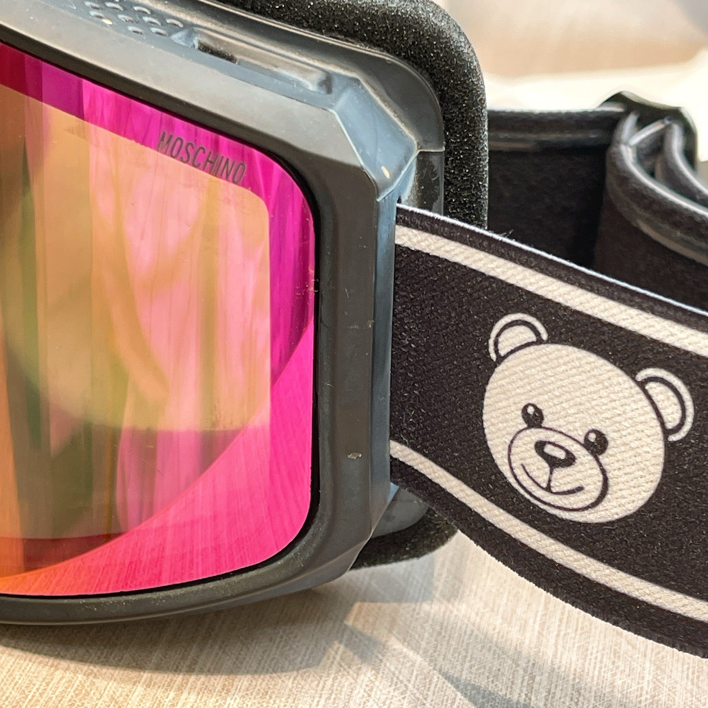 Inspired Moschino Ski Goggles – Black Teddy Strap with Mirrored Lens (Unisex)