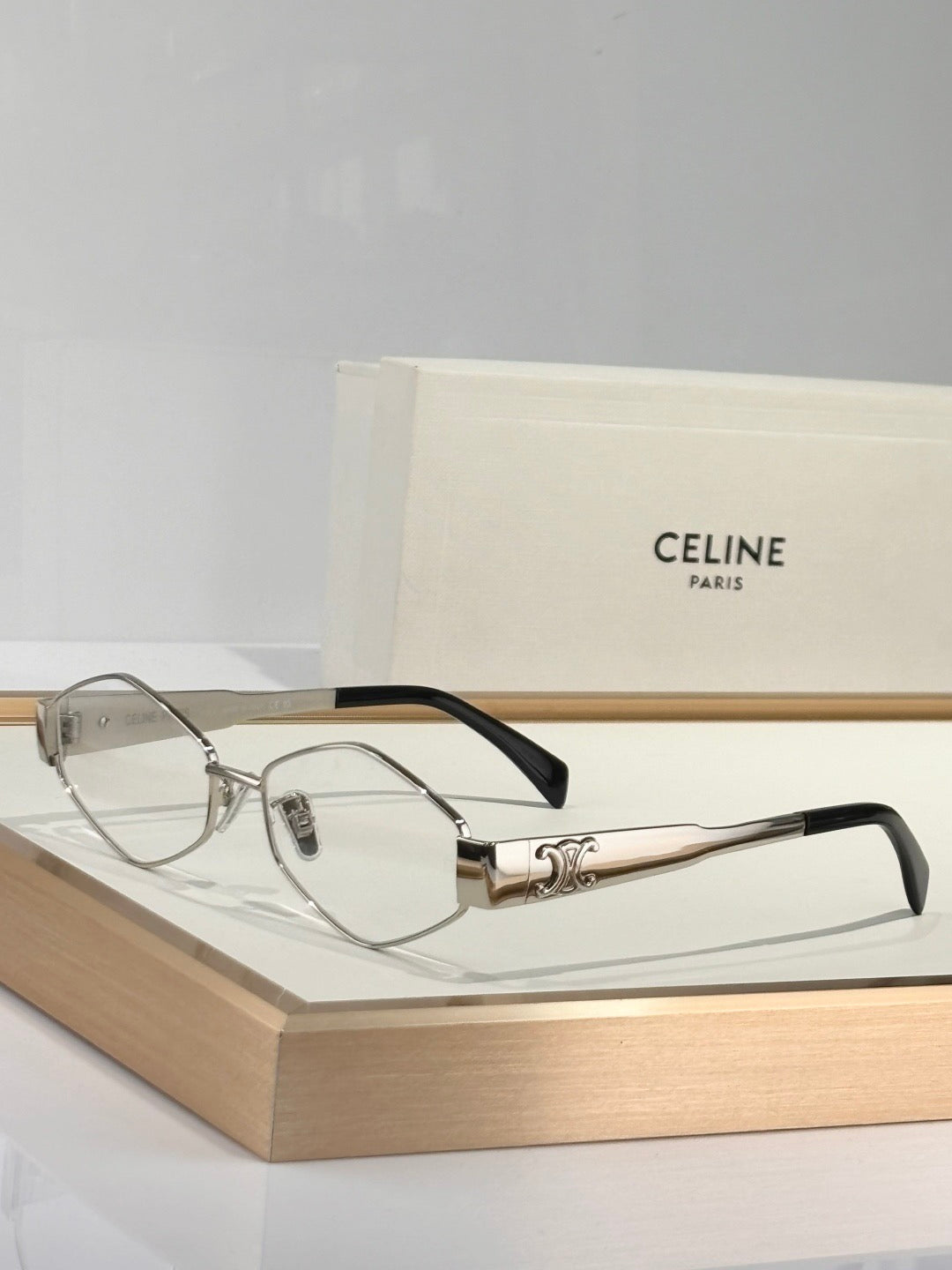 Inspired CELINE CL40254U – Triomphe Metal Silver Eyeglasses  (1:1 Mirror Quality)