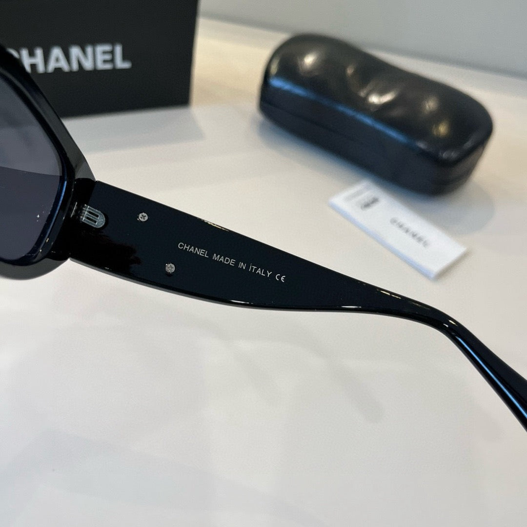 Inspired Chanel 5525 – Rectangular Acetate Sunglasses with Logo Temples (1:1 Mirror Quality)