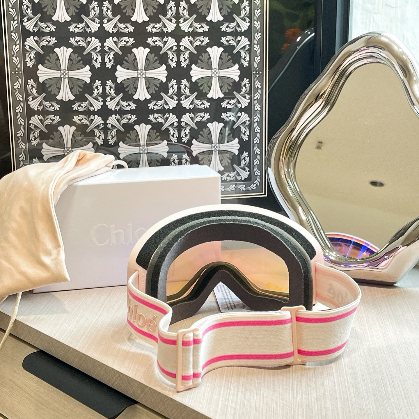 Inspired Chloé Ski Goggles – Pink Strap with Mirrored Lens (Unisex)