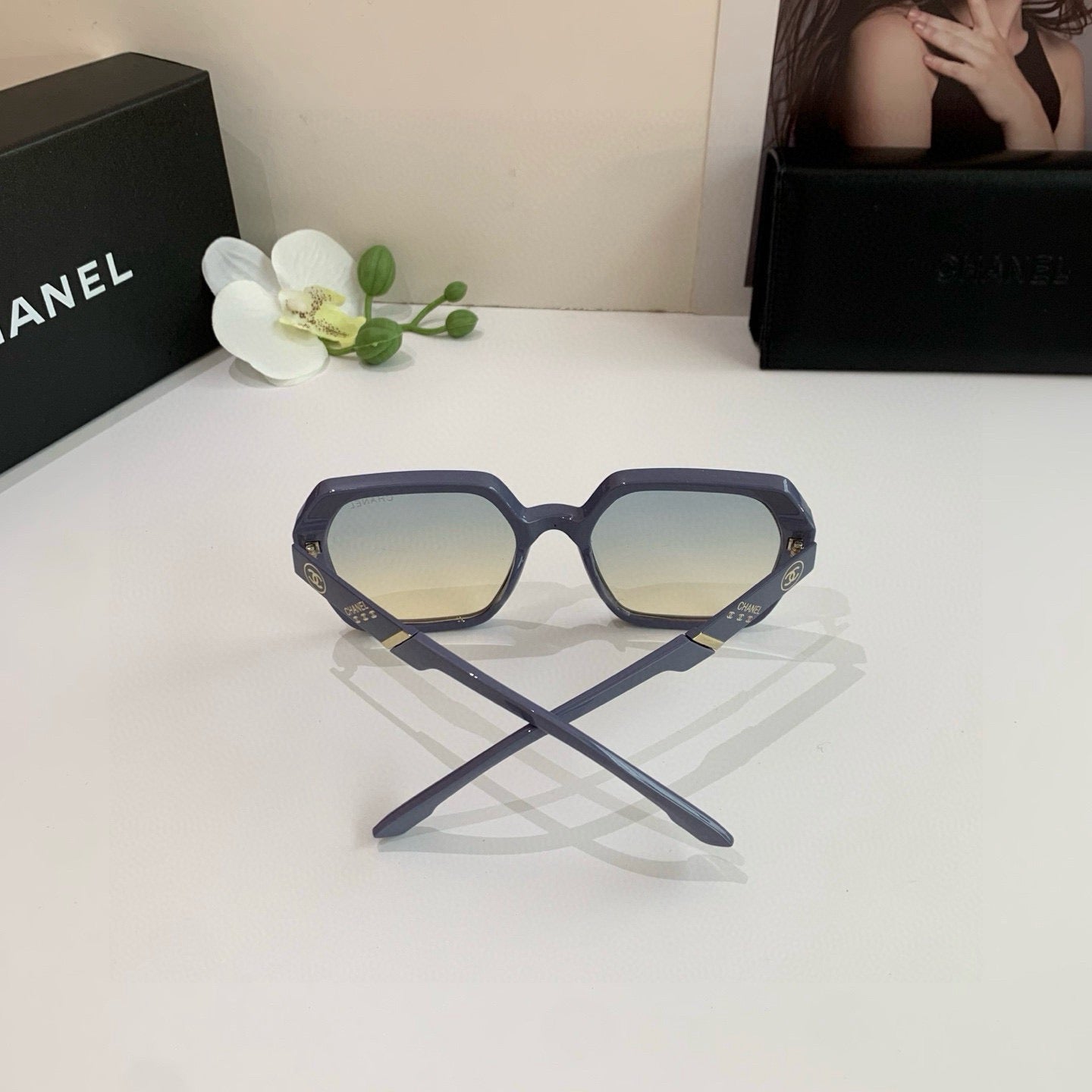 Inspired Chanel 40228 – Oversized Geometric Sunglasses (1:1 Mirror Quality)