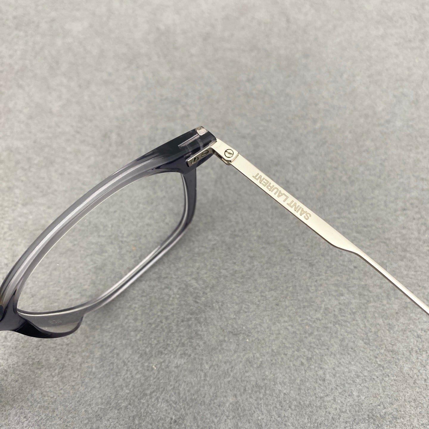 Inspired Saint Laurent SL577 – Acetate & Metal Unisex Eyeglasses (1:1 Mirror Quality)