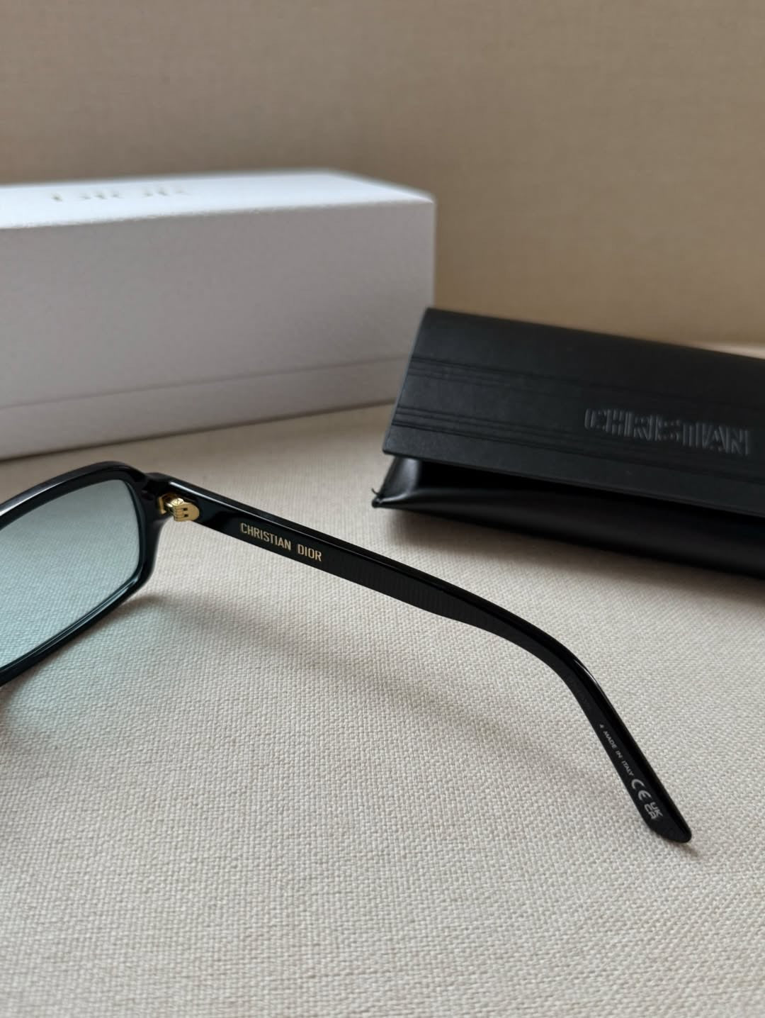 Inspired DiorPacific S3F – Slim Rectangular Sunglasses (1:1 Mirror Quality)