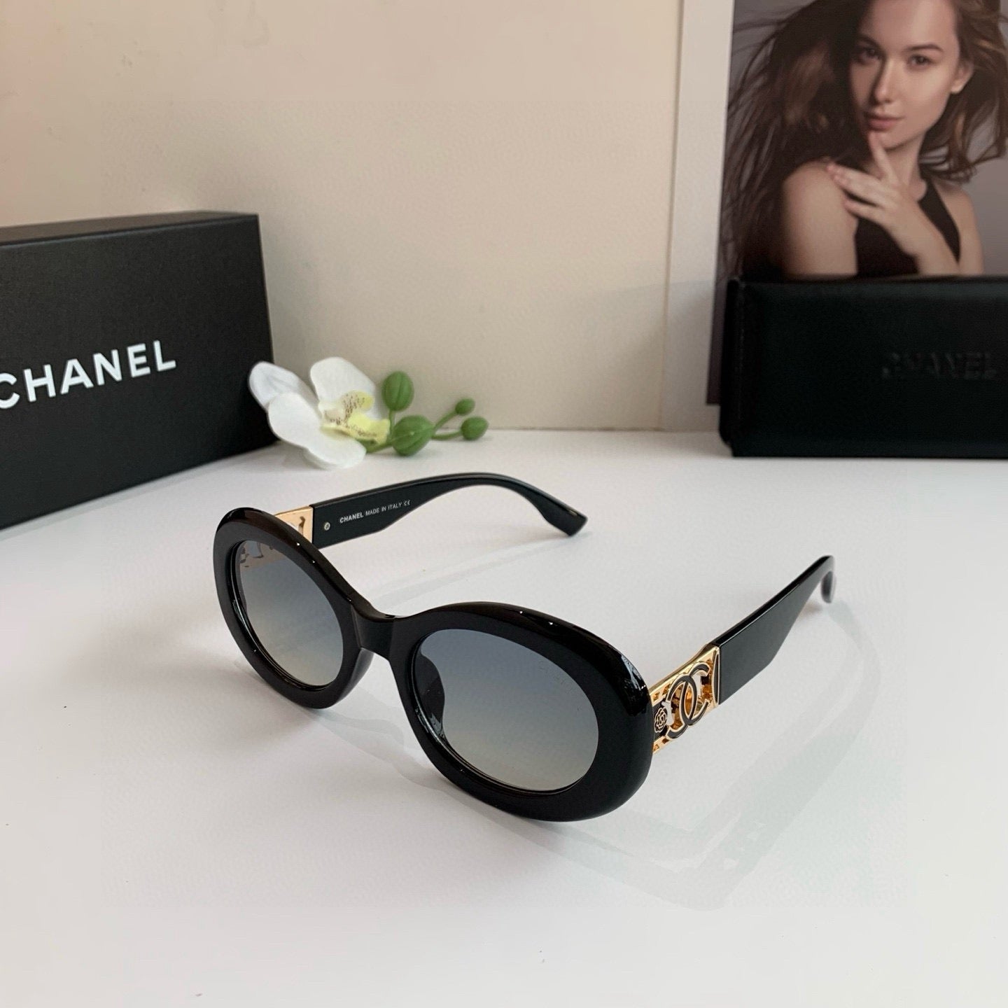 Inspired Chanel 58039 – Oval Sunglasses with Gold CC Temple Detailing (1:1 Mirror Quality)