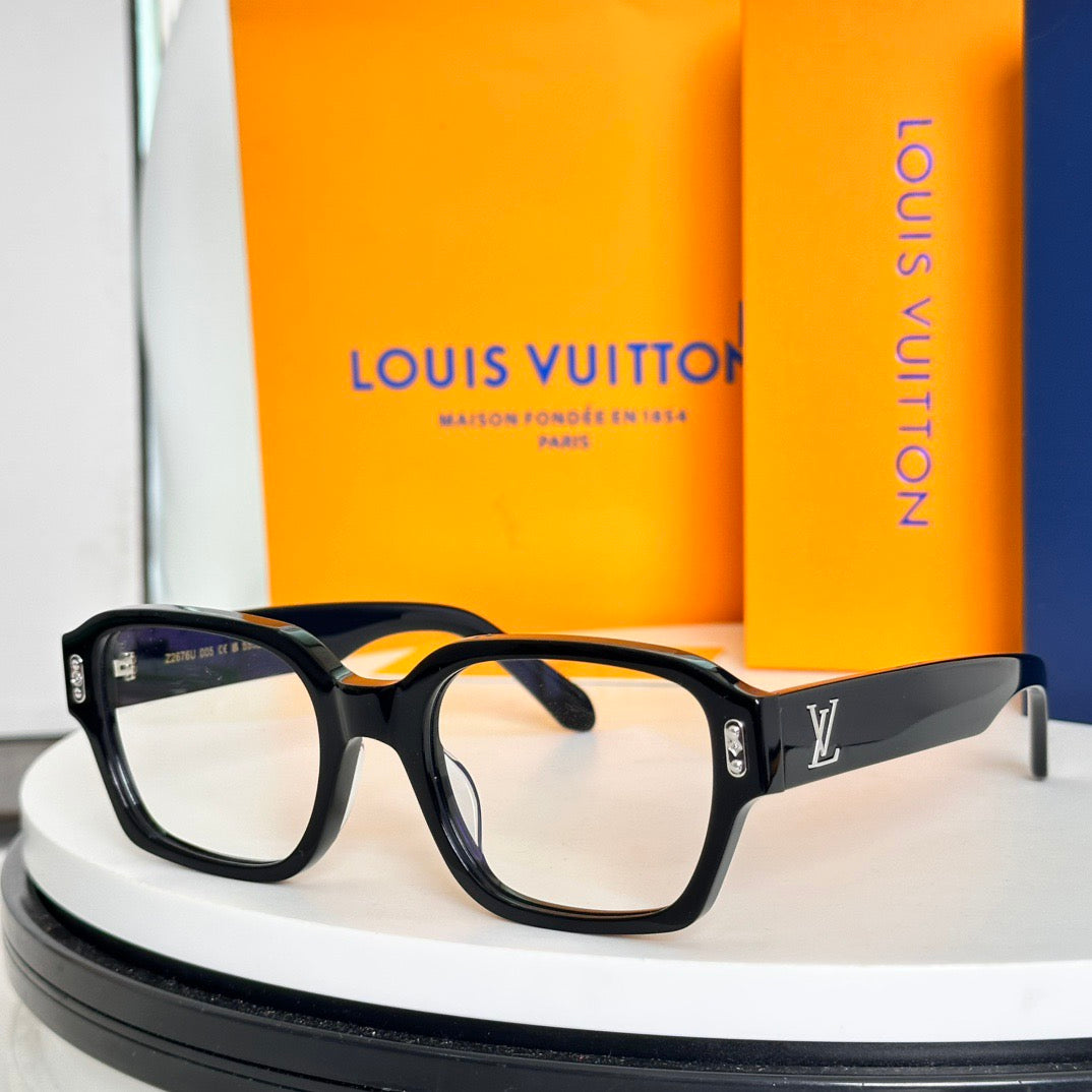 Louis Vuitton Z2676U – Oversized Square Sunglasses (Inspired, 1:1 Mirror Quality)