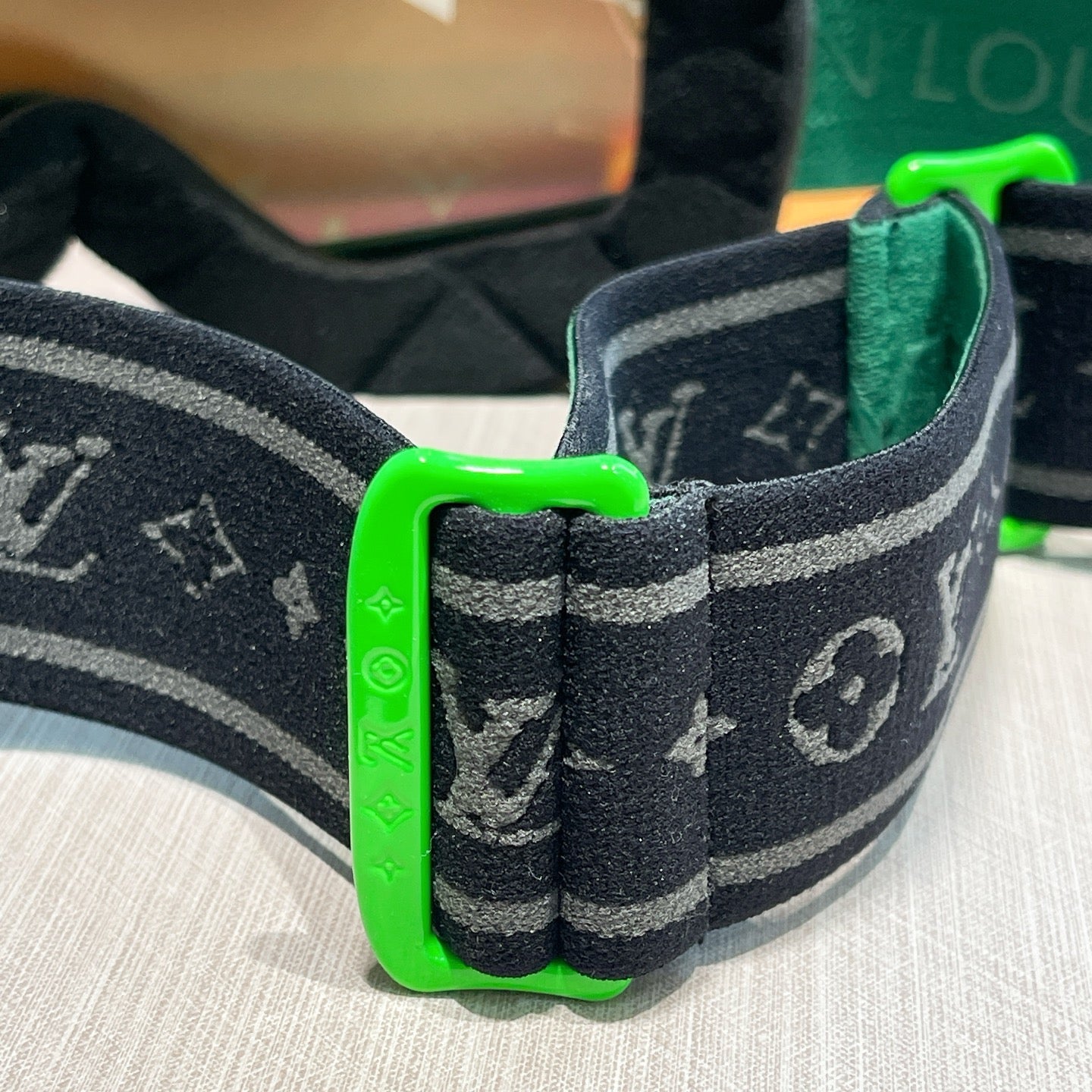 Inspired Louis Vuitton Ski Goggles – Green Monogram Lens (Unisex)