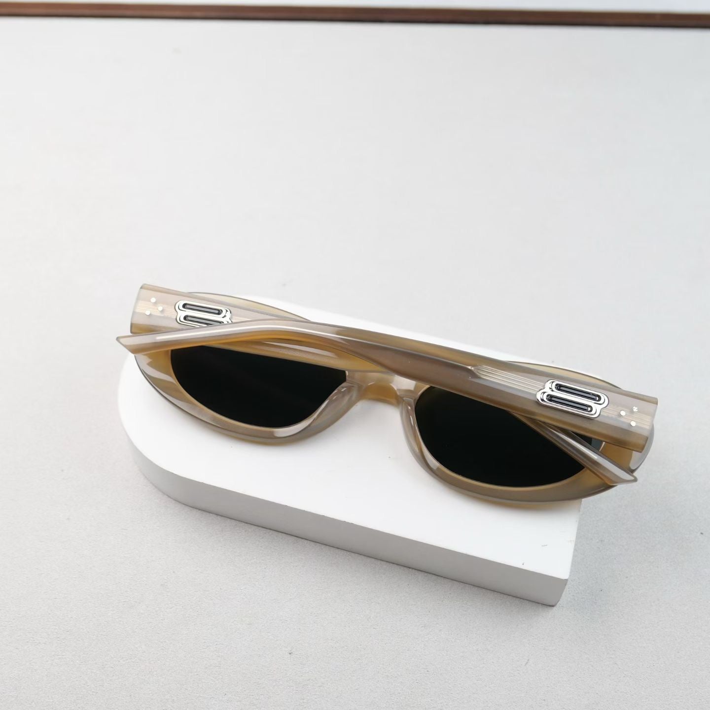 Inspired Gentle Monster MOLTA BRC9 – Retro Oval Sunglasses (1:1 Mirror Quality)