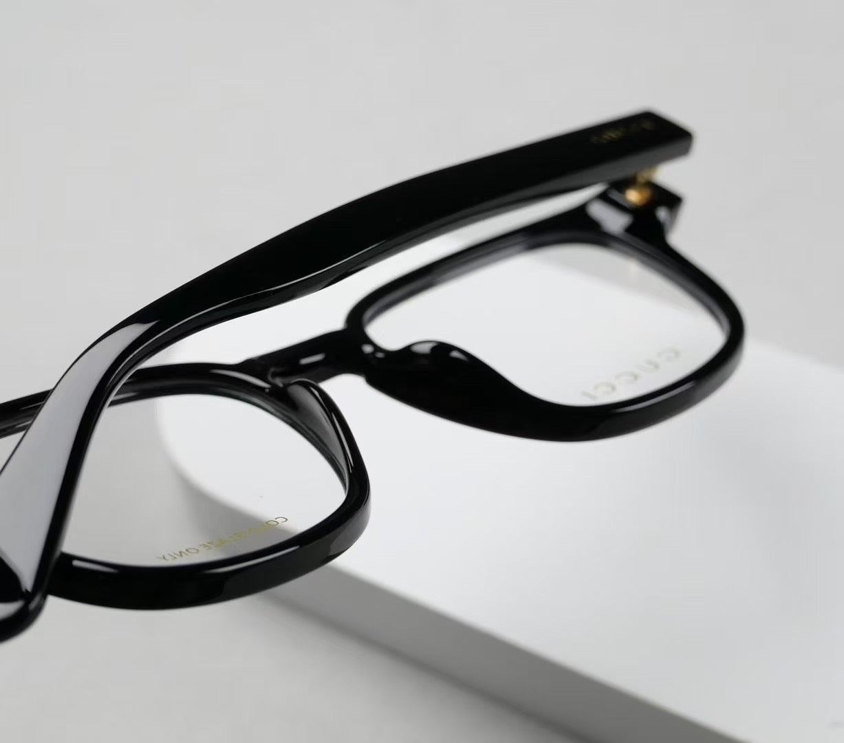 GG1343O Inspired Square Acetate Optical Glasses – Classic Full-Rim Frame