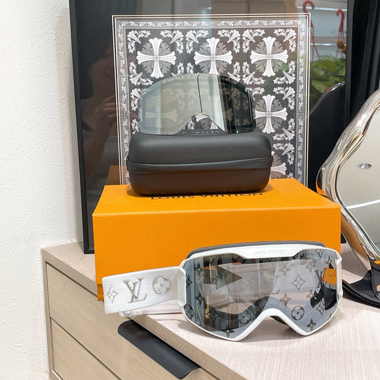 Inspired Louis Vuitton Ski Goggles – White Monogram Design (Unisex)