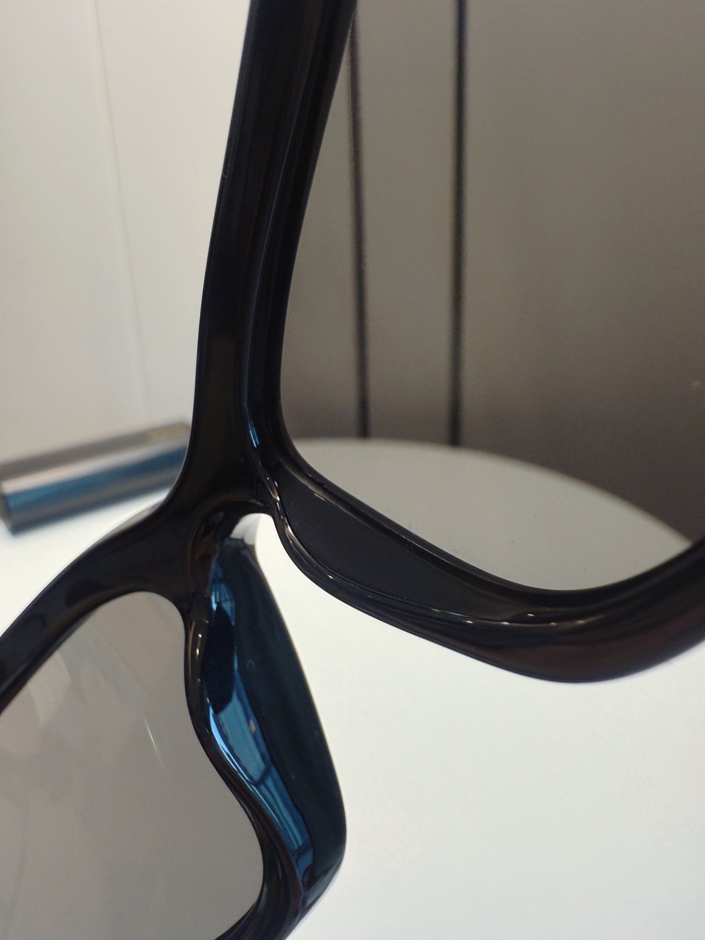 Inspired Balenciaga BB0157S – Retro Wrap-Around Sunglasses (1:1 Mirror Quality)