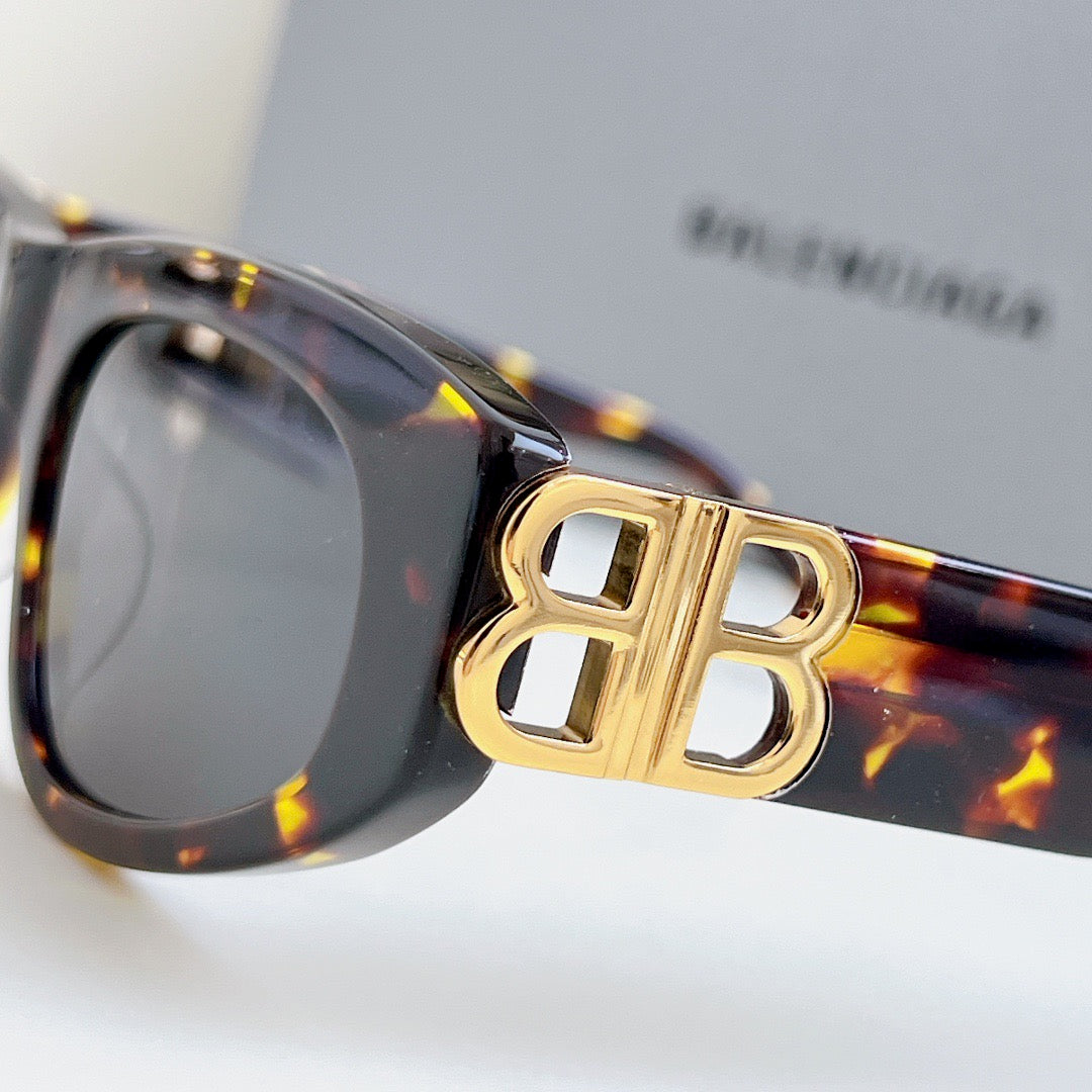Inspired Balenciaga BB0095 – Tortoise Rectangle Sunglasses with Gold Logo (1:1 Mirror Quality)