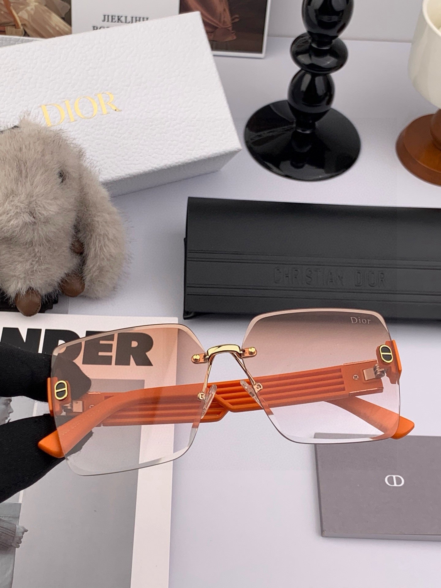 Inspired Dior D6296 – Rimless Square Gradient Sunglasses (1:1 Mirror Quality)