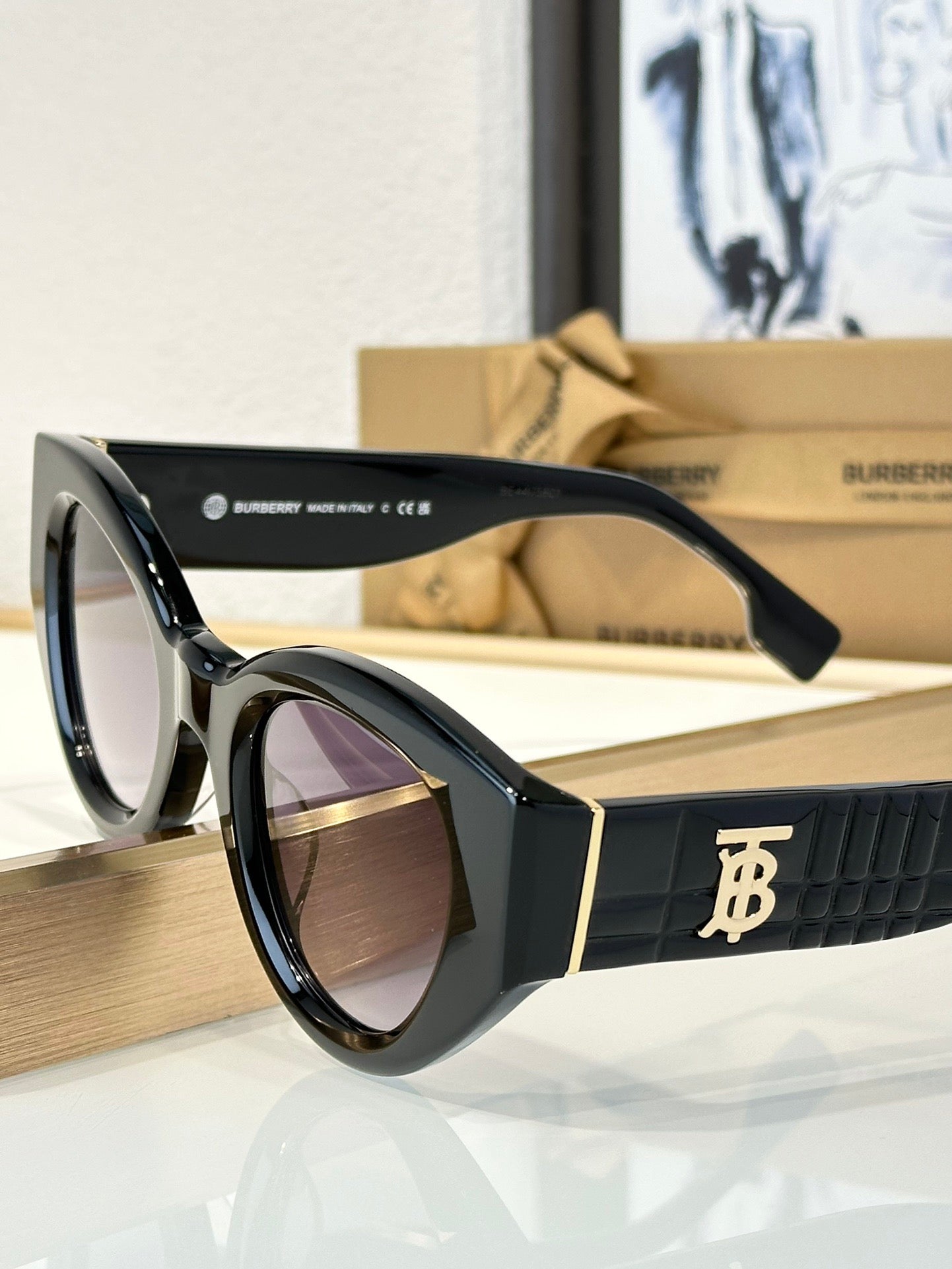 Inspired Burberry B4390 – Oval Cat-Eye Sunglasses (1:1 Mirror Quality)